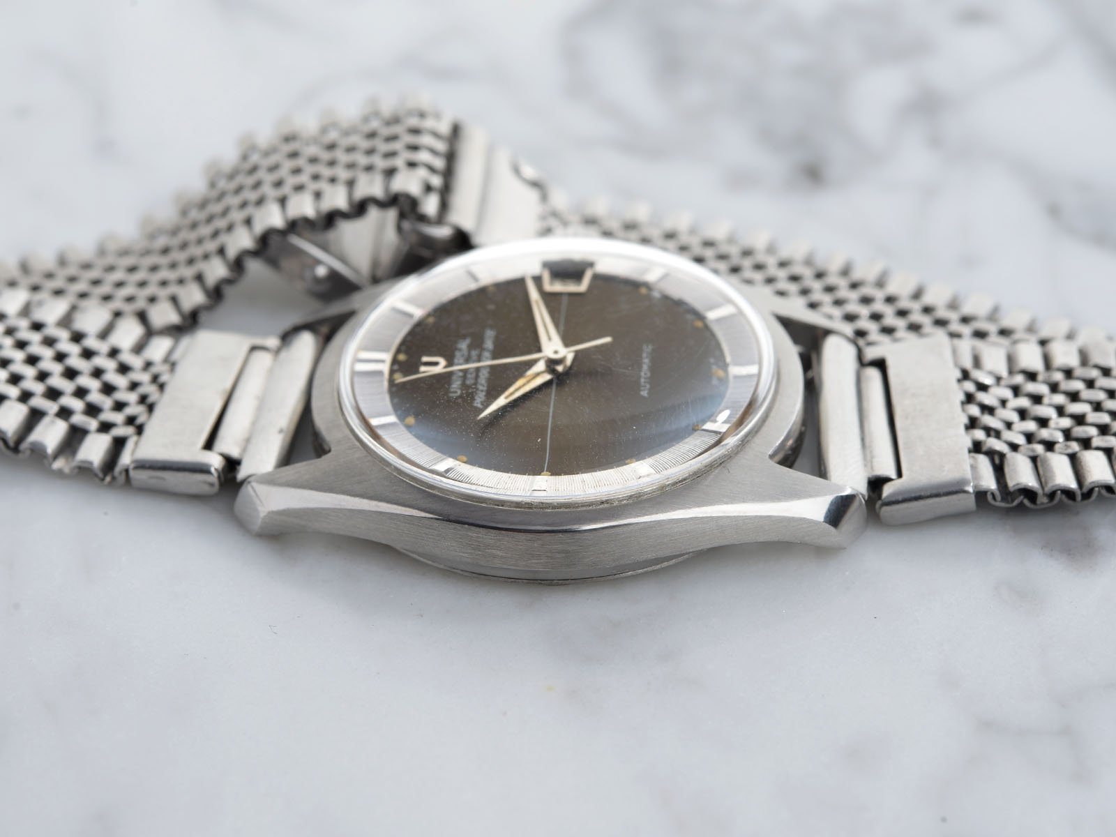 UNIVERSAL GENEVE TROPICAL POLEROUTER DATE