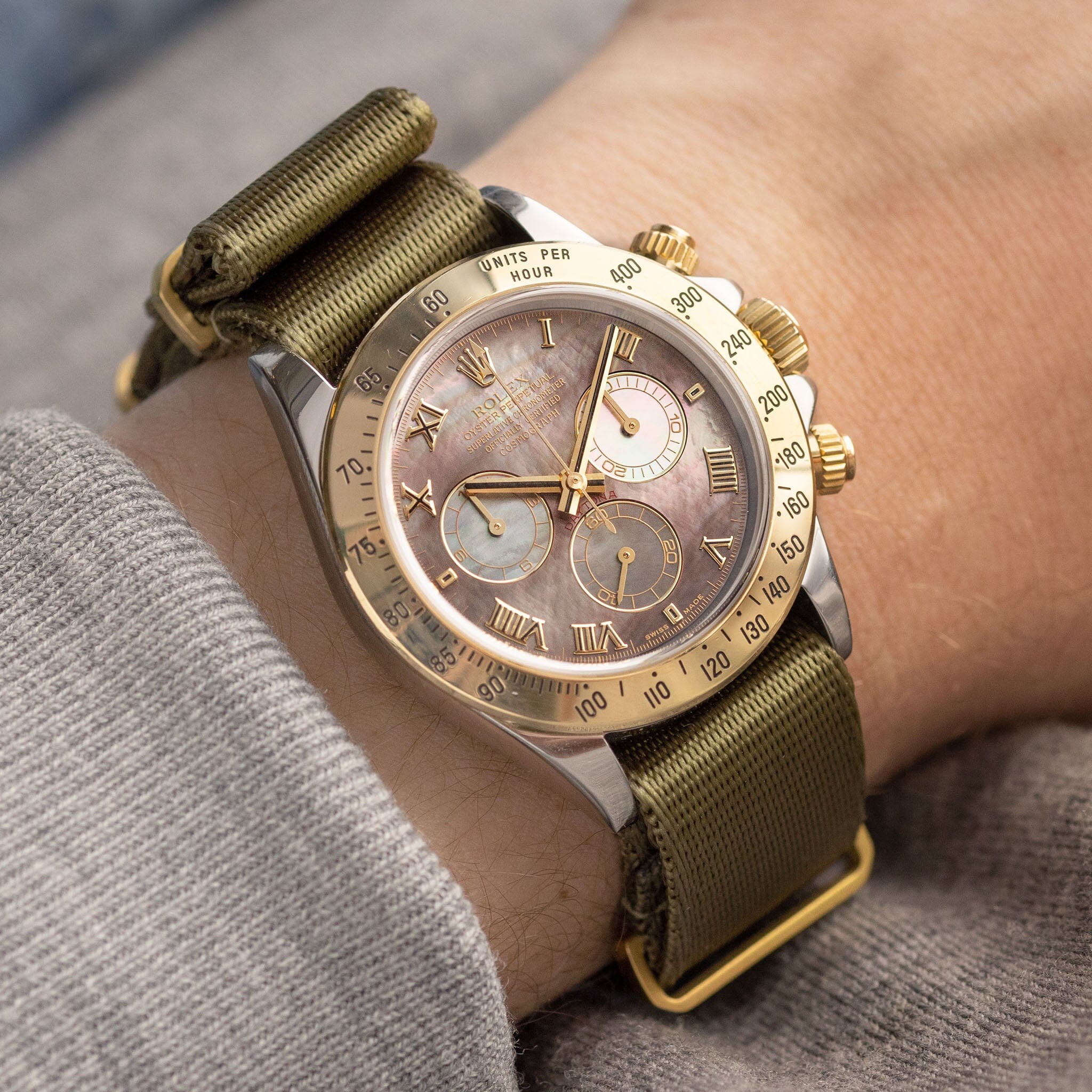 Deluxe Nylon Nato Horlogeband Olive Drab Green - Goud