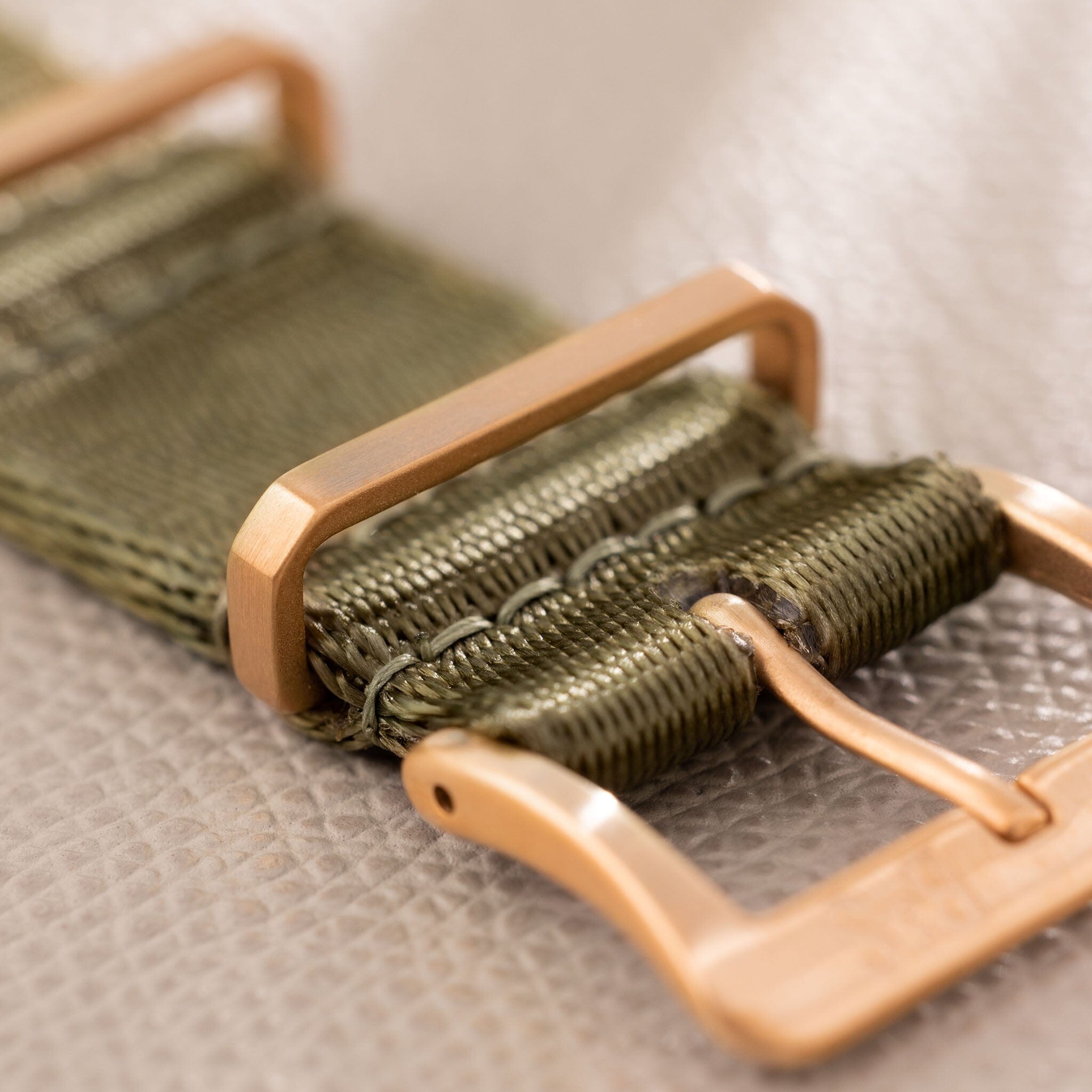 Deluxe Nylon Nato Horlogeband Olive Drab Green - Mat Rosé Goud