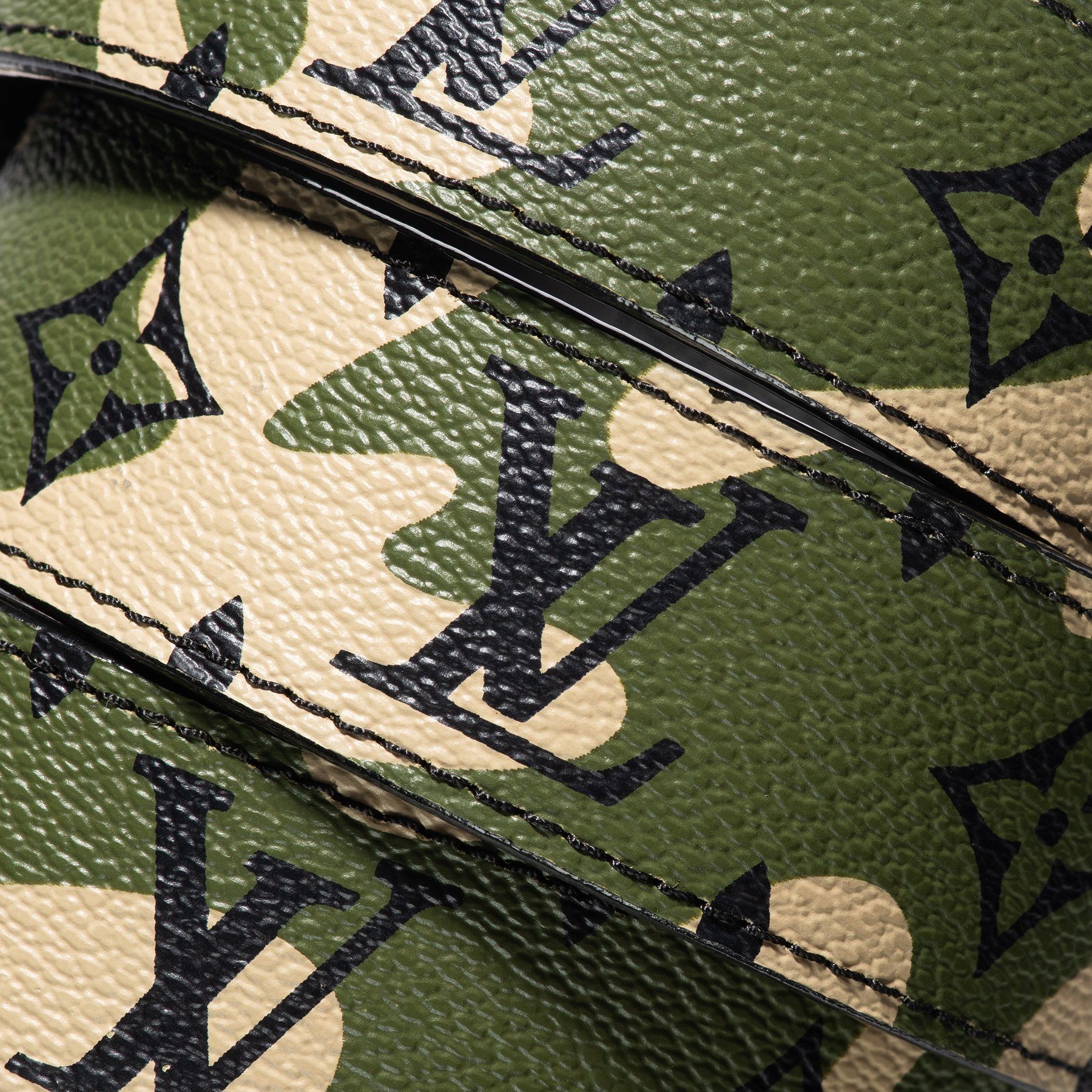 Limited Edition Louis Vuitton Takeshi Murakami Belt