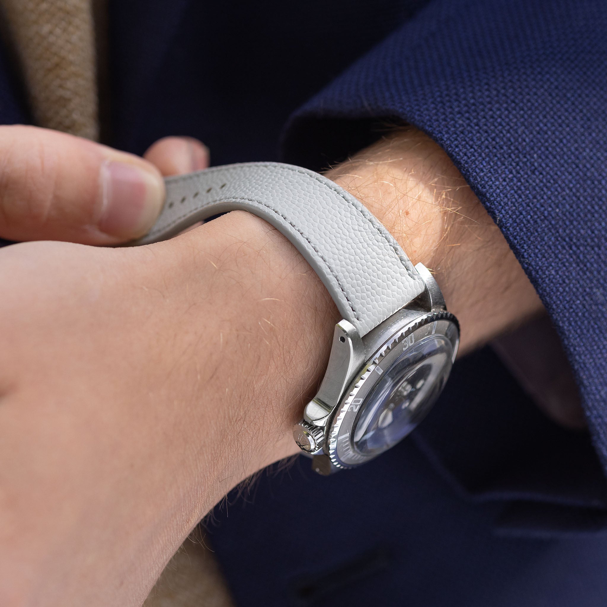 Pebbled Light Grey Tonal Leren Horlogeband