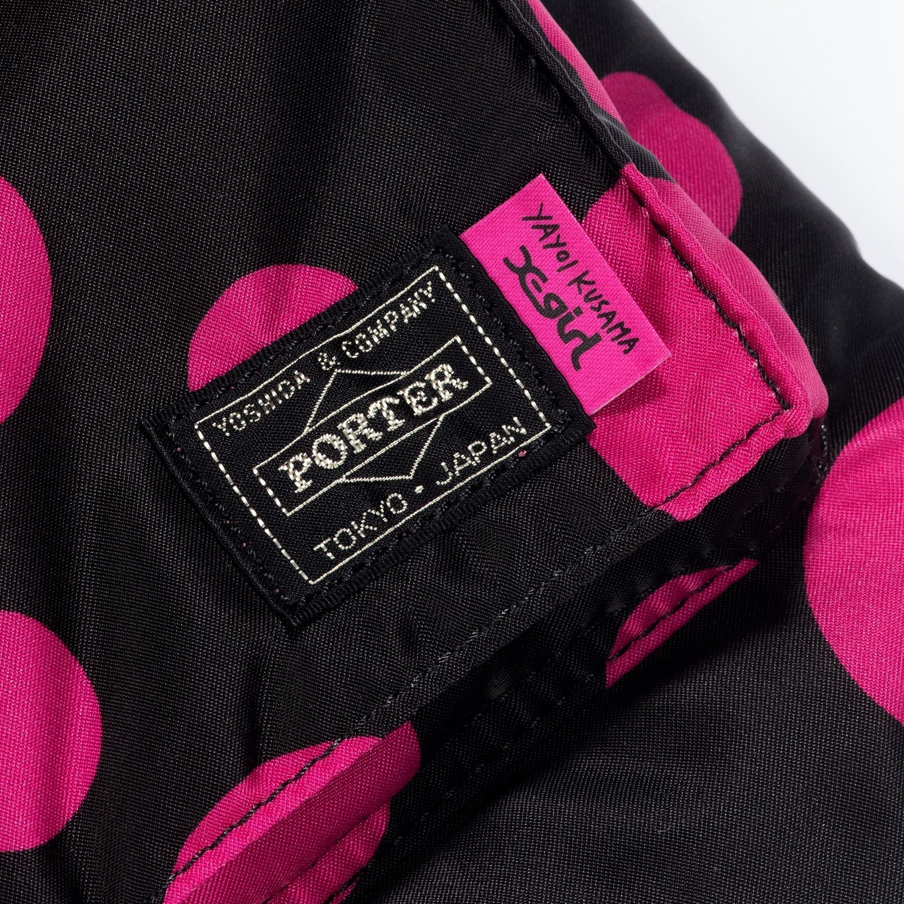 PORTER YOSHIDA X YAYOI KUSAMA HELMET BAG PINK DOTS