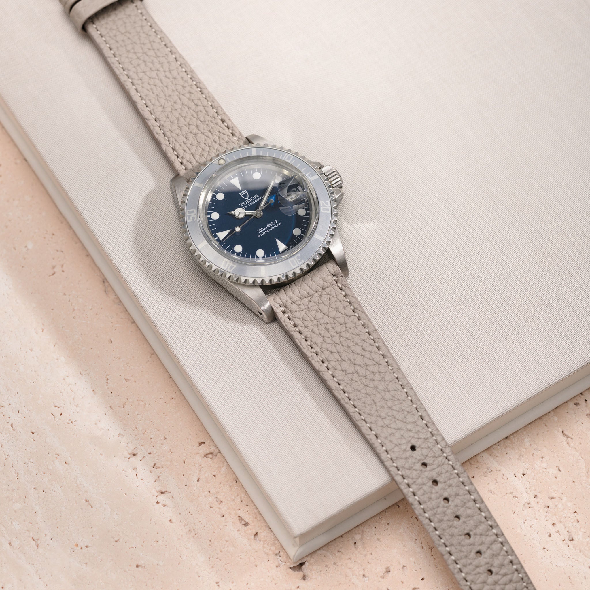 Togo Light Grey Tonal Leren Horlogeband