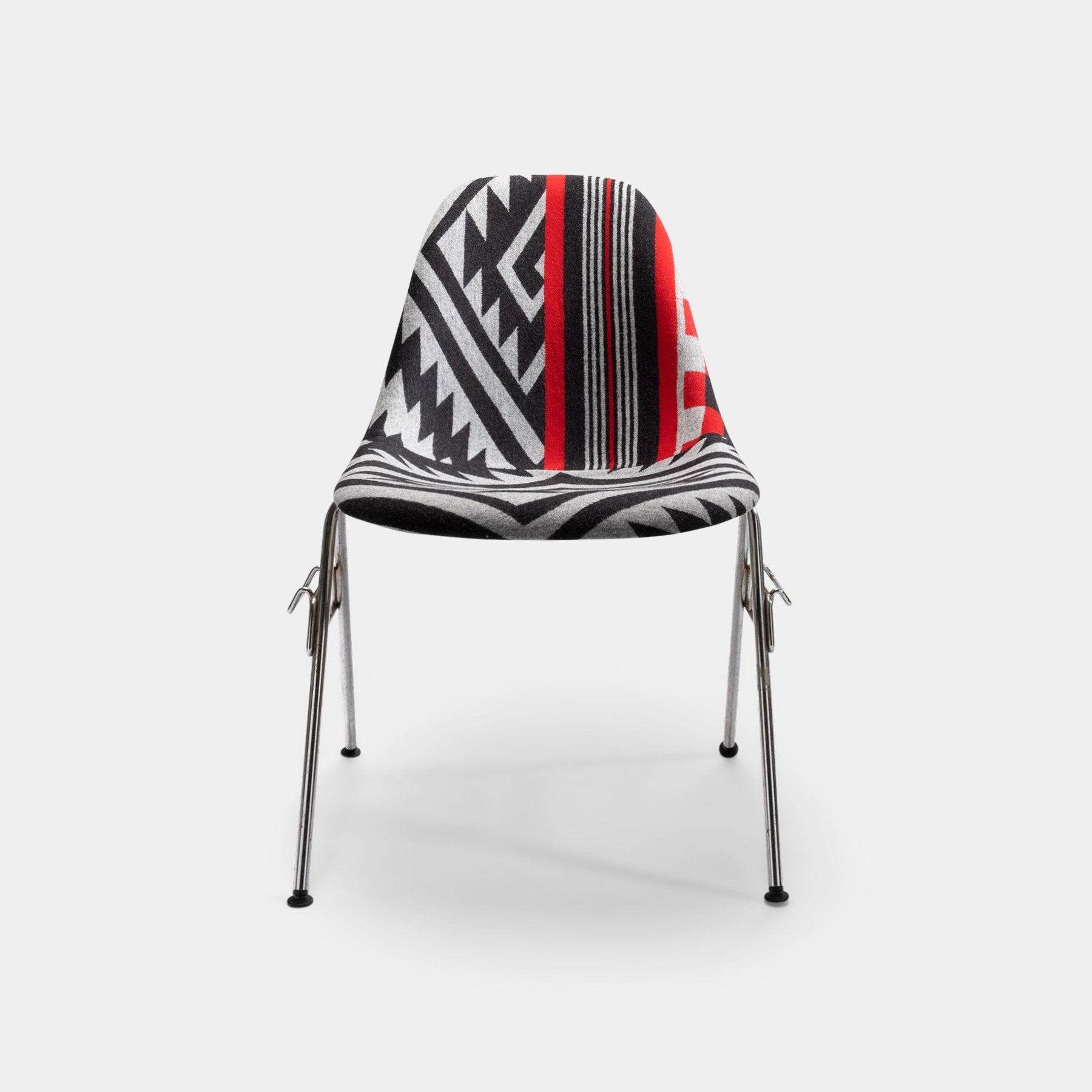 1970s Unique Pendleton Eames Side Chair Monochrome Red