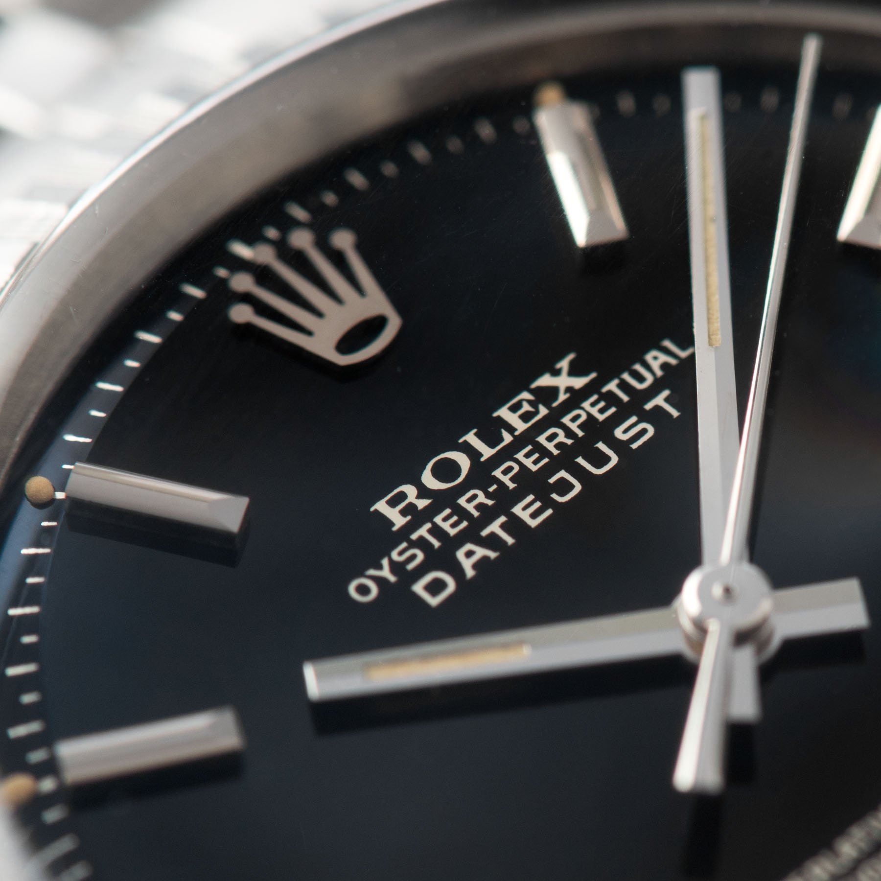 Rolex Datejust Black vertical Brushed Gilt Dial 1603 Full Set