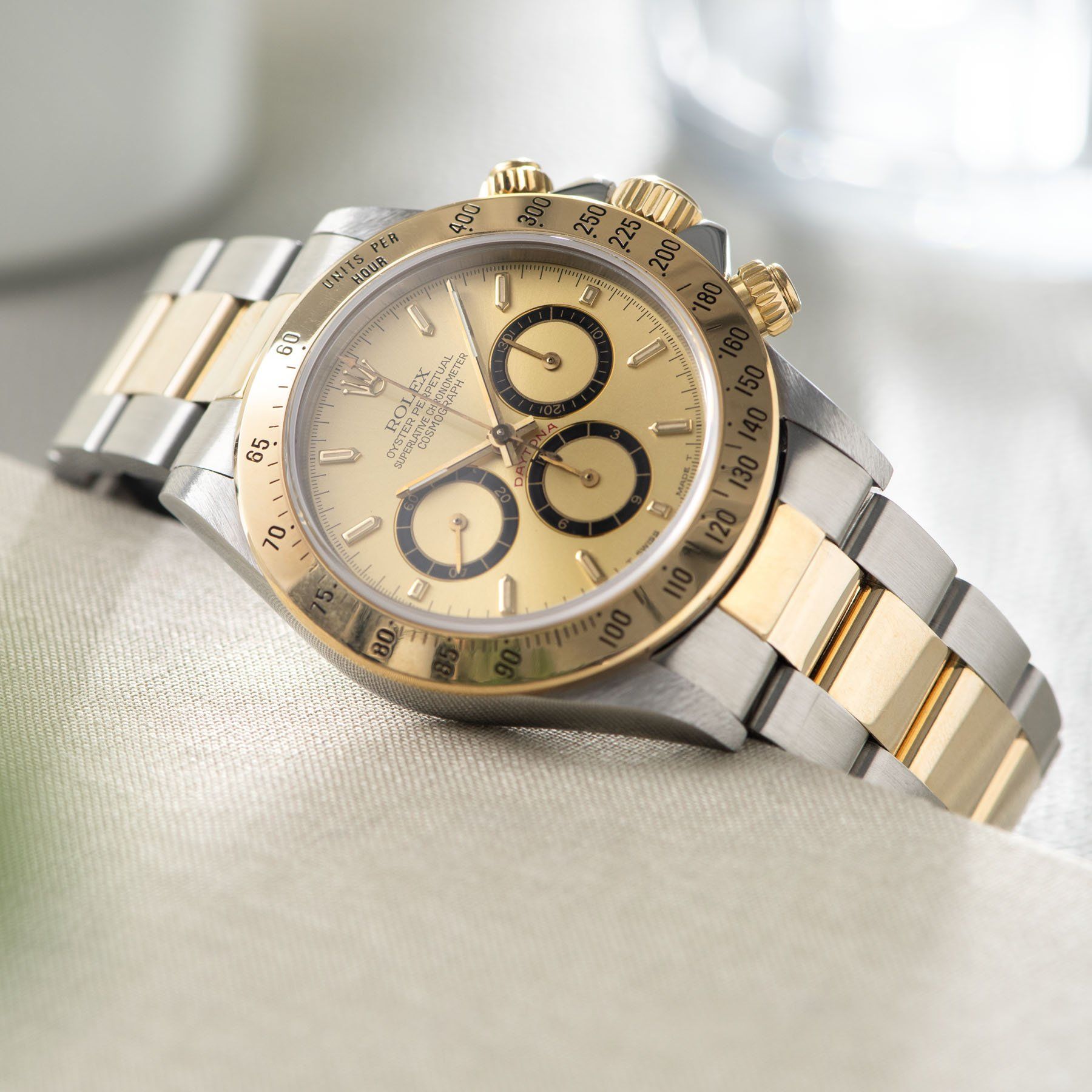 Rolex Daytona 16523 Champagne Four Line Dial with Papers