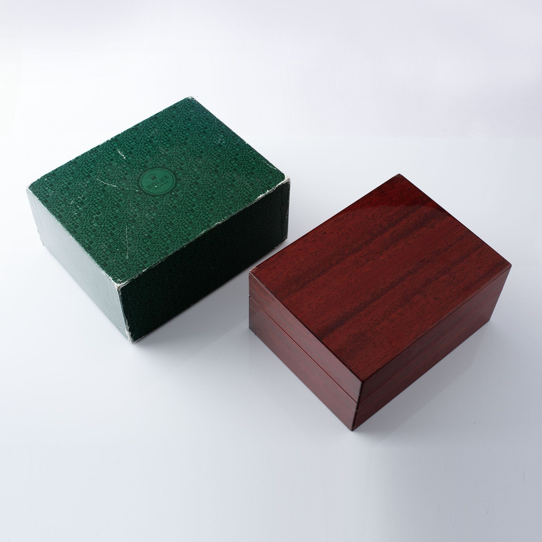 Rolex Cosmograph Daytona 16528 Pave Dial with Emerald Hours