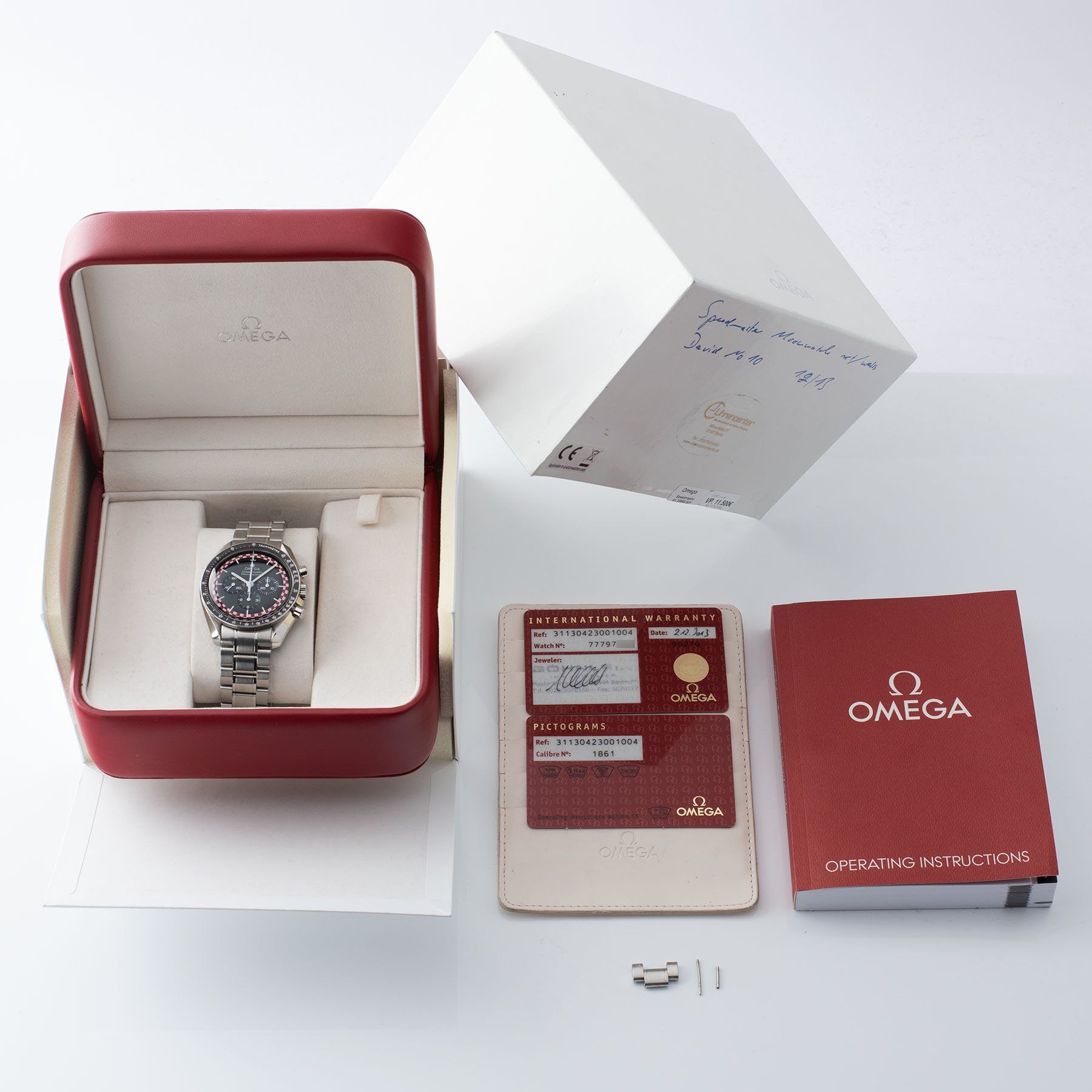 Omega Speedmaster Tin Tin 311.30.42.30.01.004