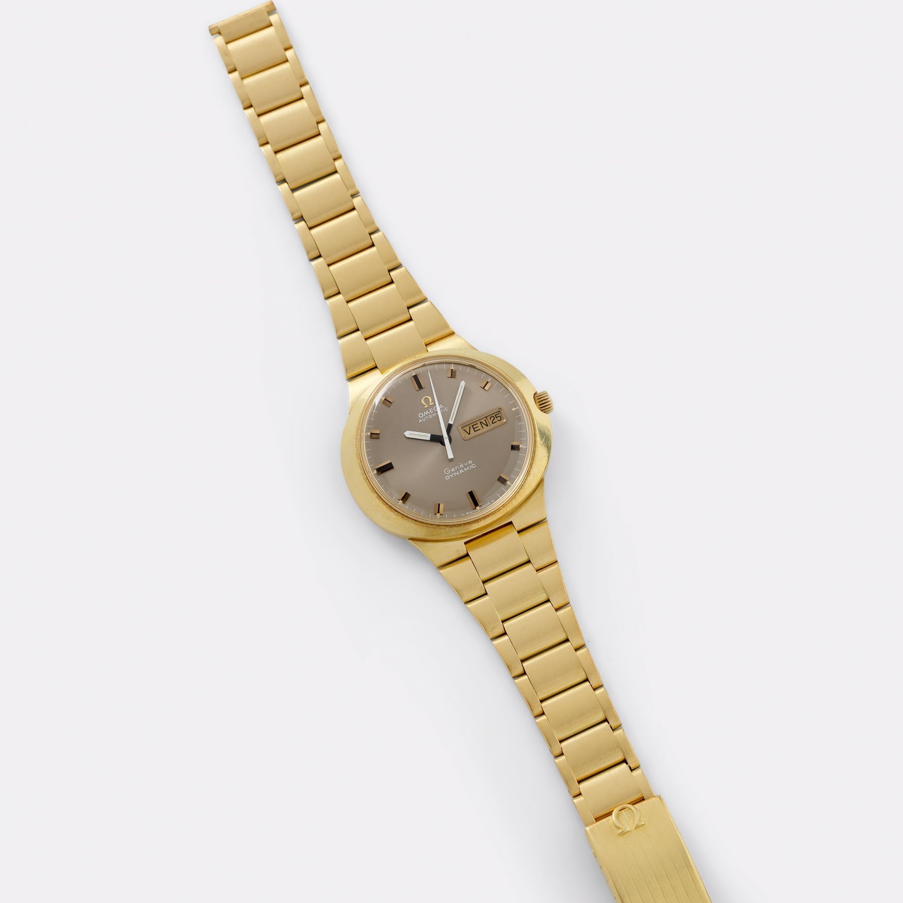 Omega Dynamic Yellow Gold Grey Dial Ref 166.079