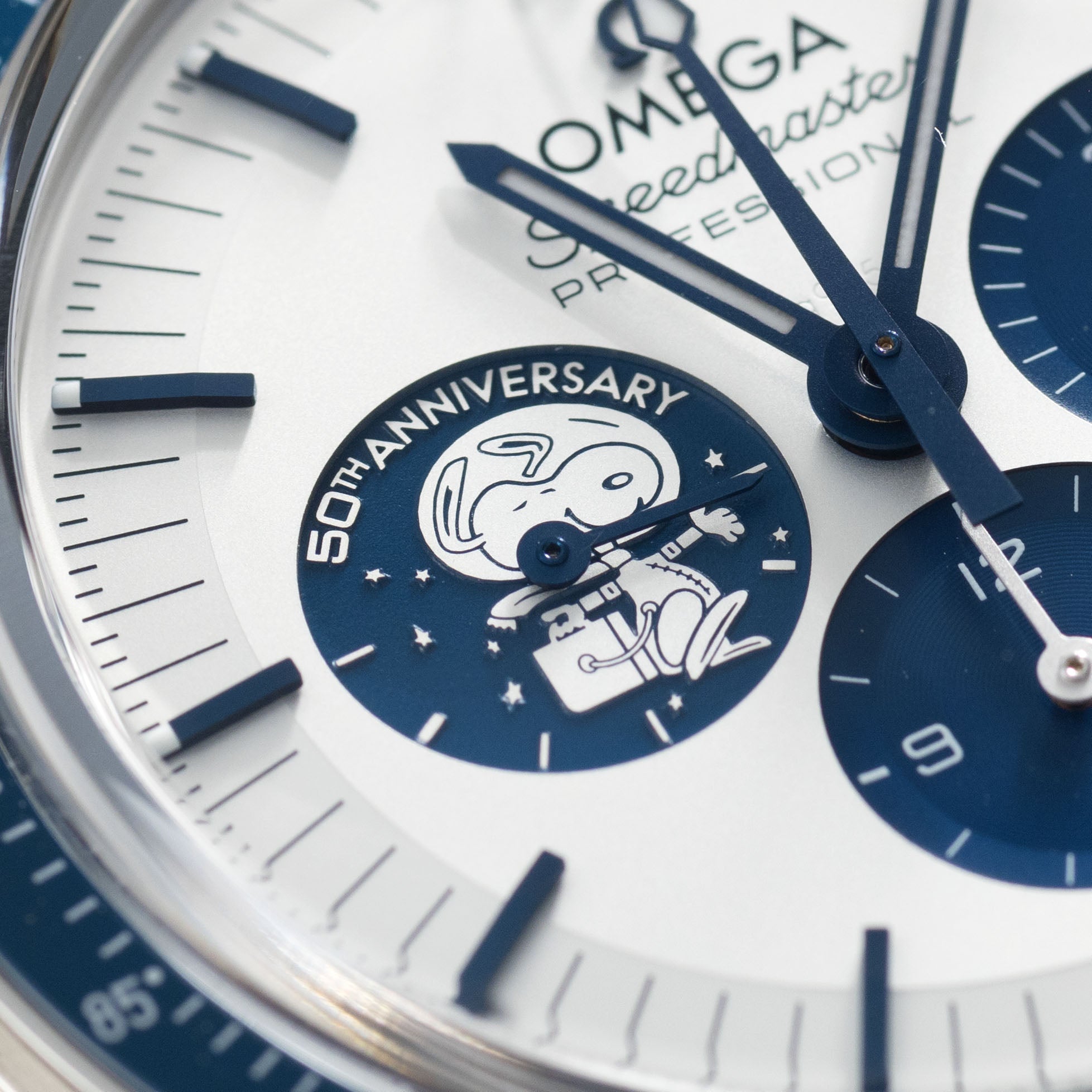 Omega Speedmaster Silver Snoopy 50th Anniversary Full Set NEW