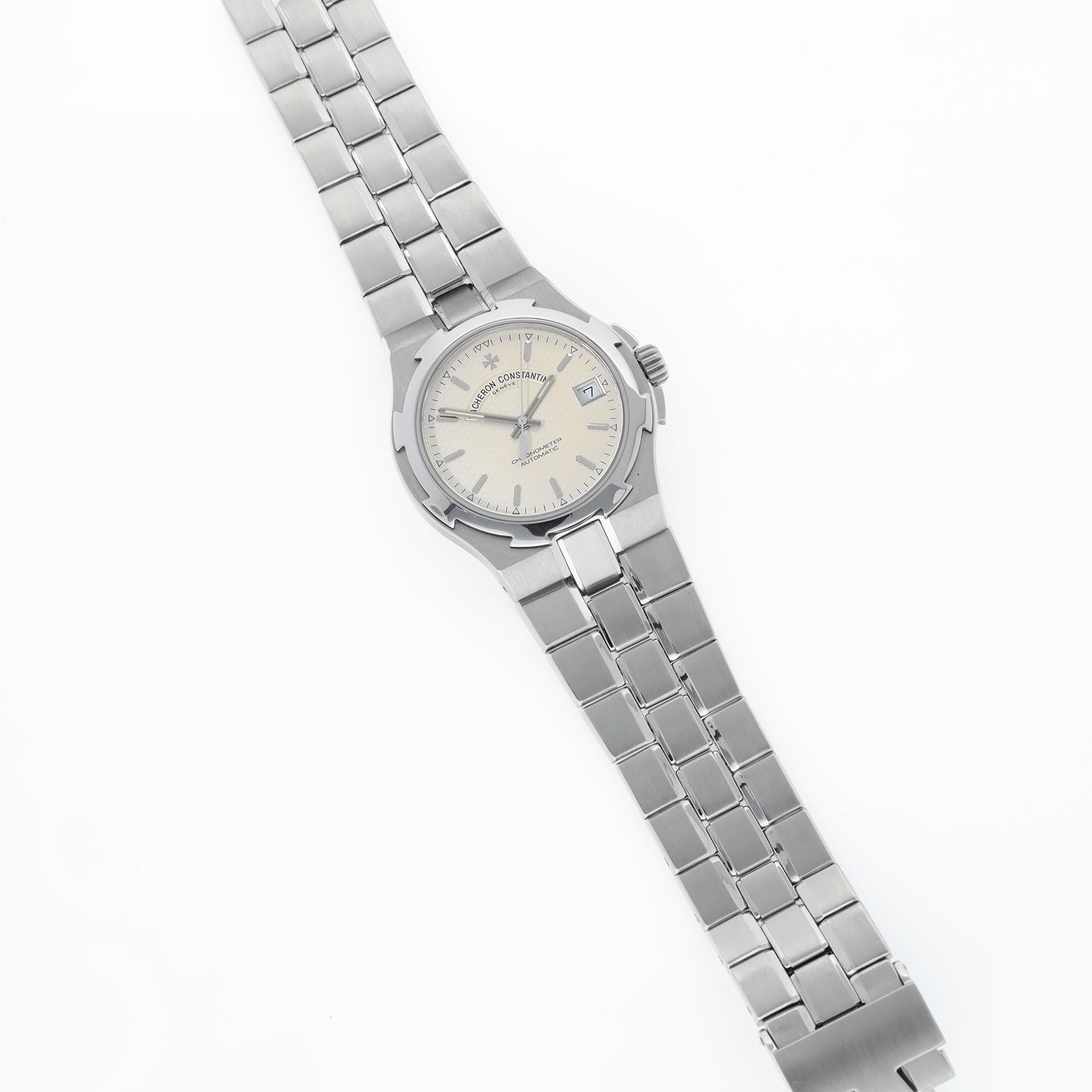 Vacheron Constantin Overseas 42042 Large Size in Steel