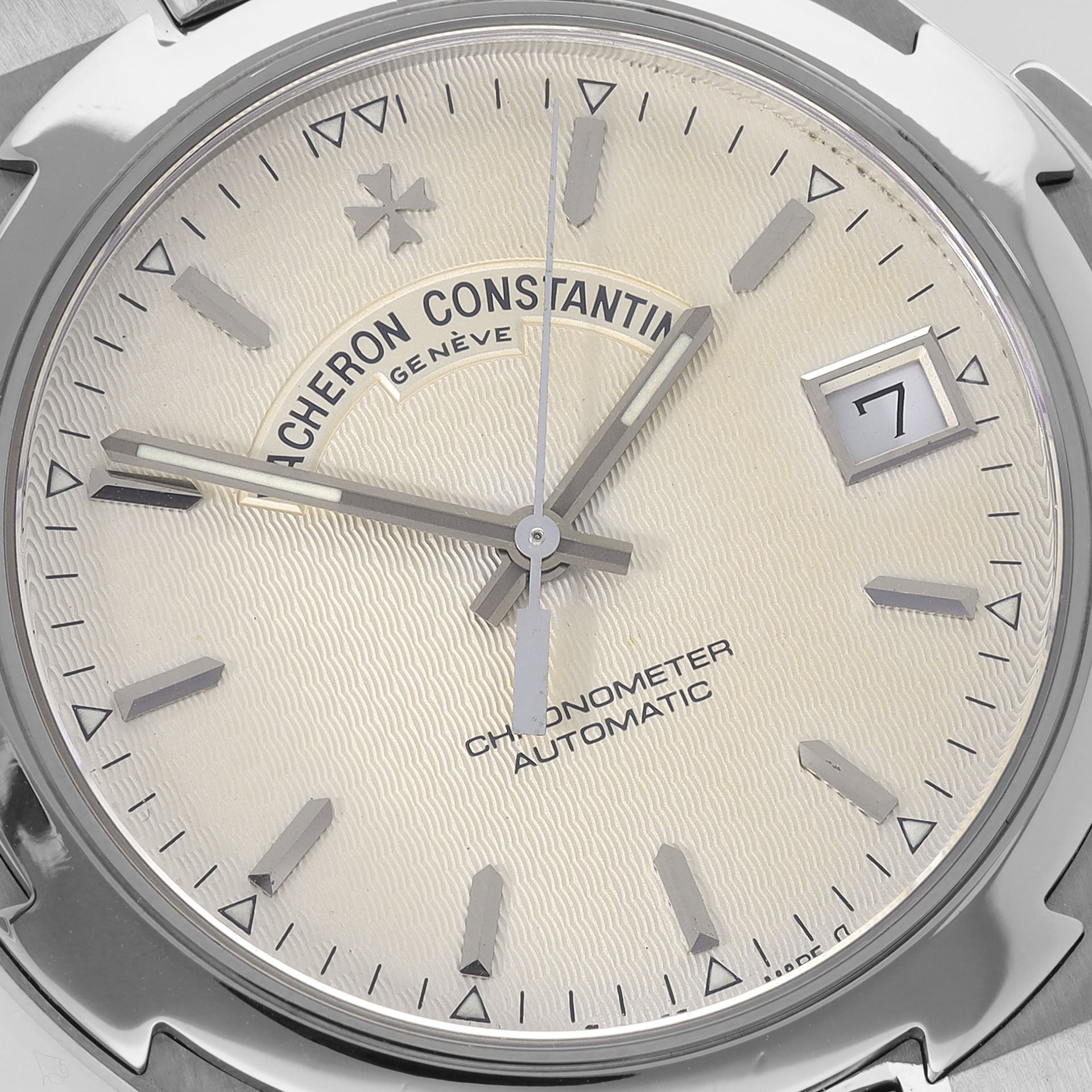 Vacheron Constantin Overseas 42042 Large Size in Steel