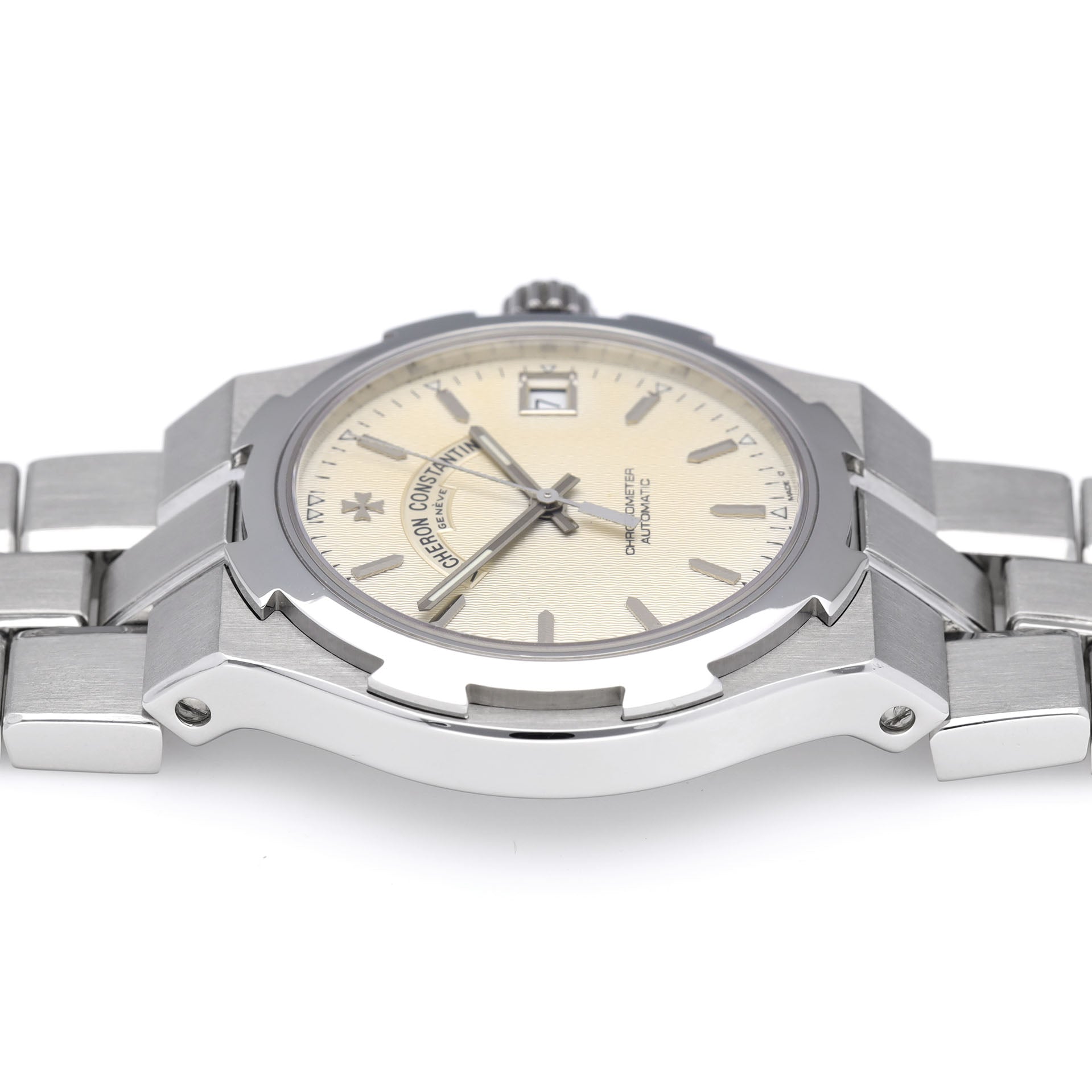 Vacheron Constantin Overseas 42042 Large Size in Steel
