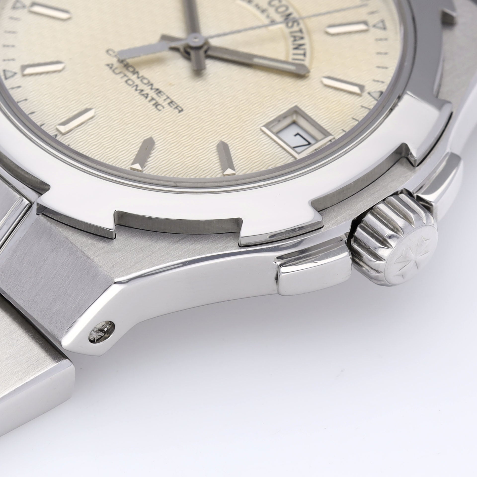 Vacheron Constantin Overseas 42042 Large Size in Steel