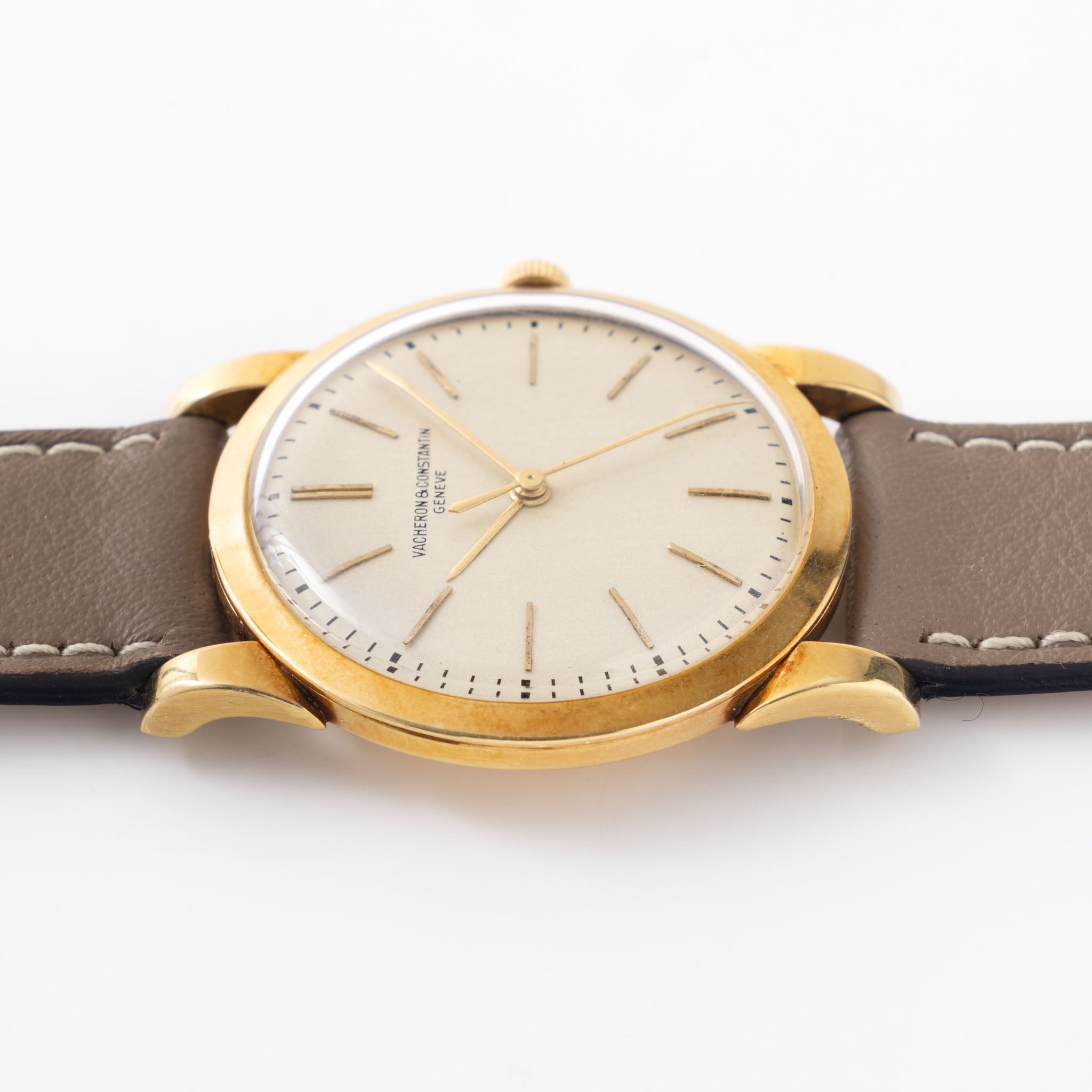 Vacheron Constantin 18k Yellow Gold Ultra-Thin Dress Watch Ref. 6031 Silver Dial