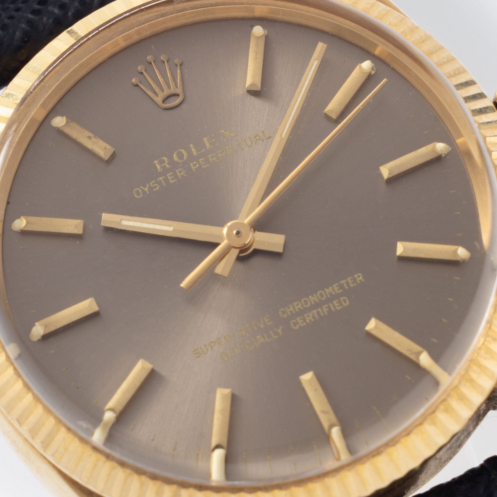 Rolex Oyster Perpetual Grey Dial in 18K Yellow Gold Ref. 1005 Box and Paper Set