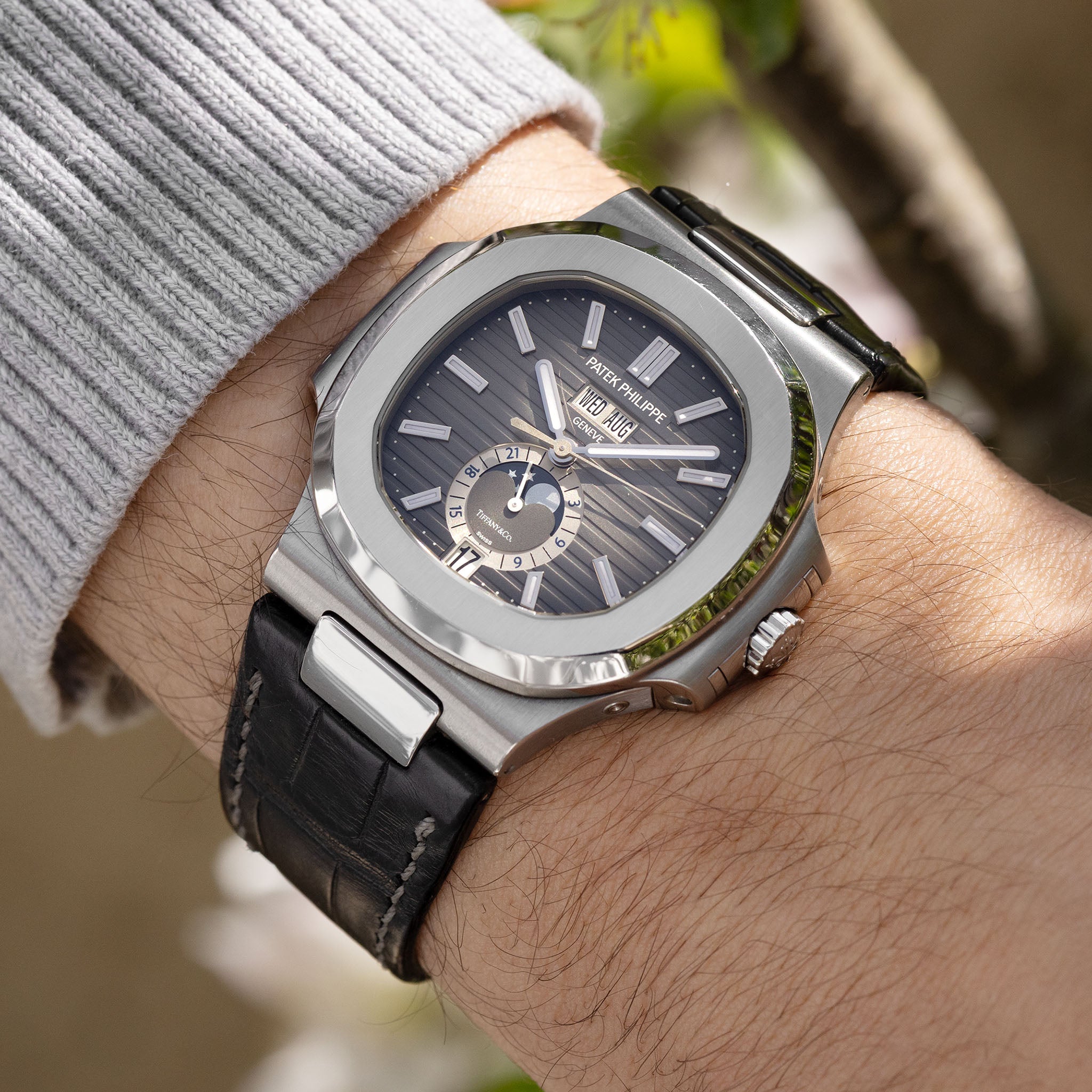 Patek Philippe Nautilus 5726A Annual Calendar retailed by "Tiffany & Co" New York Full Collectors Set