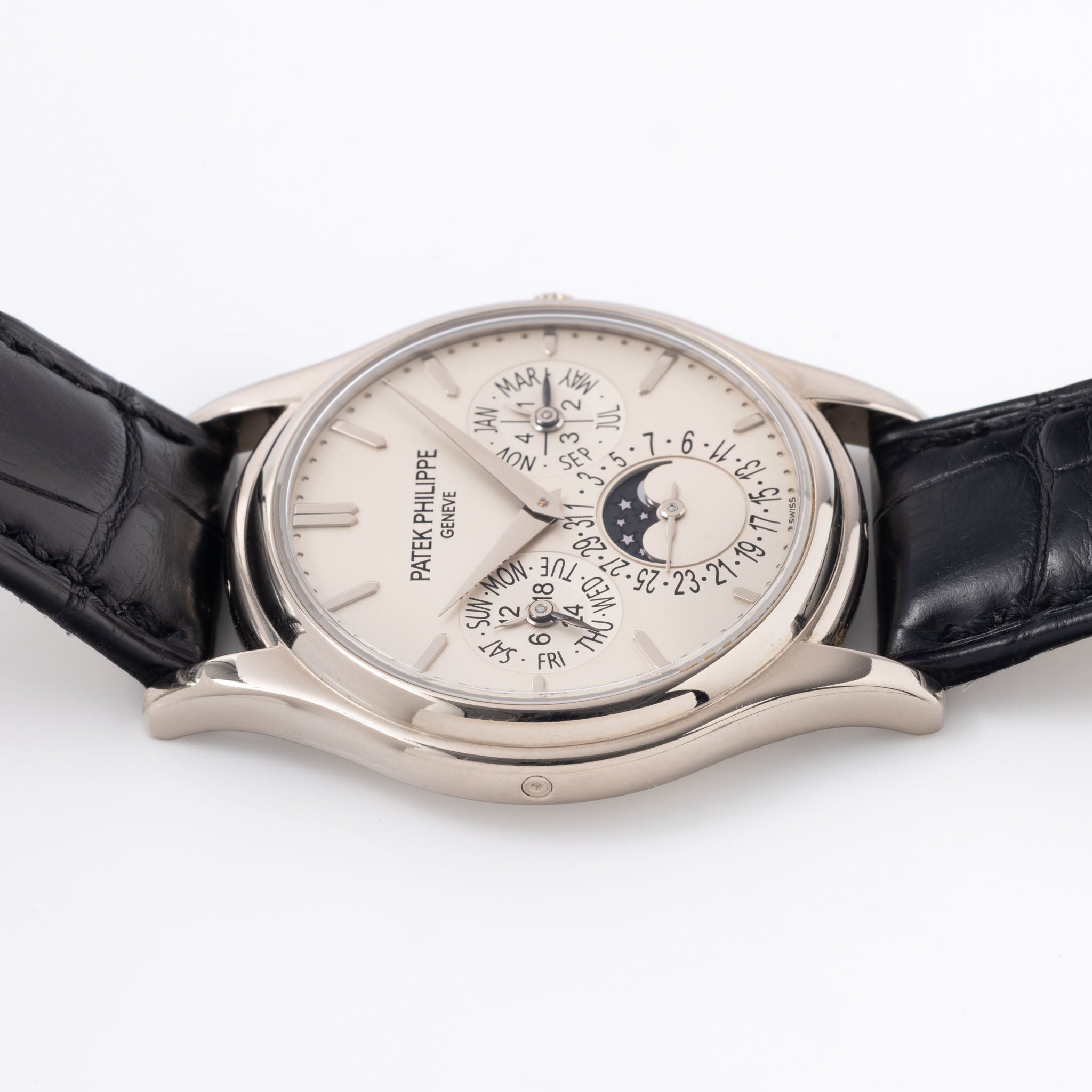 Patek Philippe Perpetual Calendar 5140G with Extract of the Archives and Box in 18k White Gold