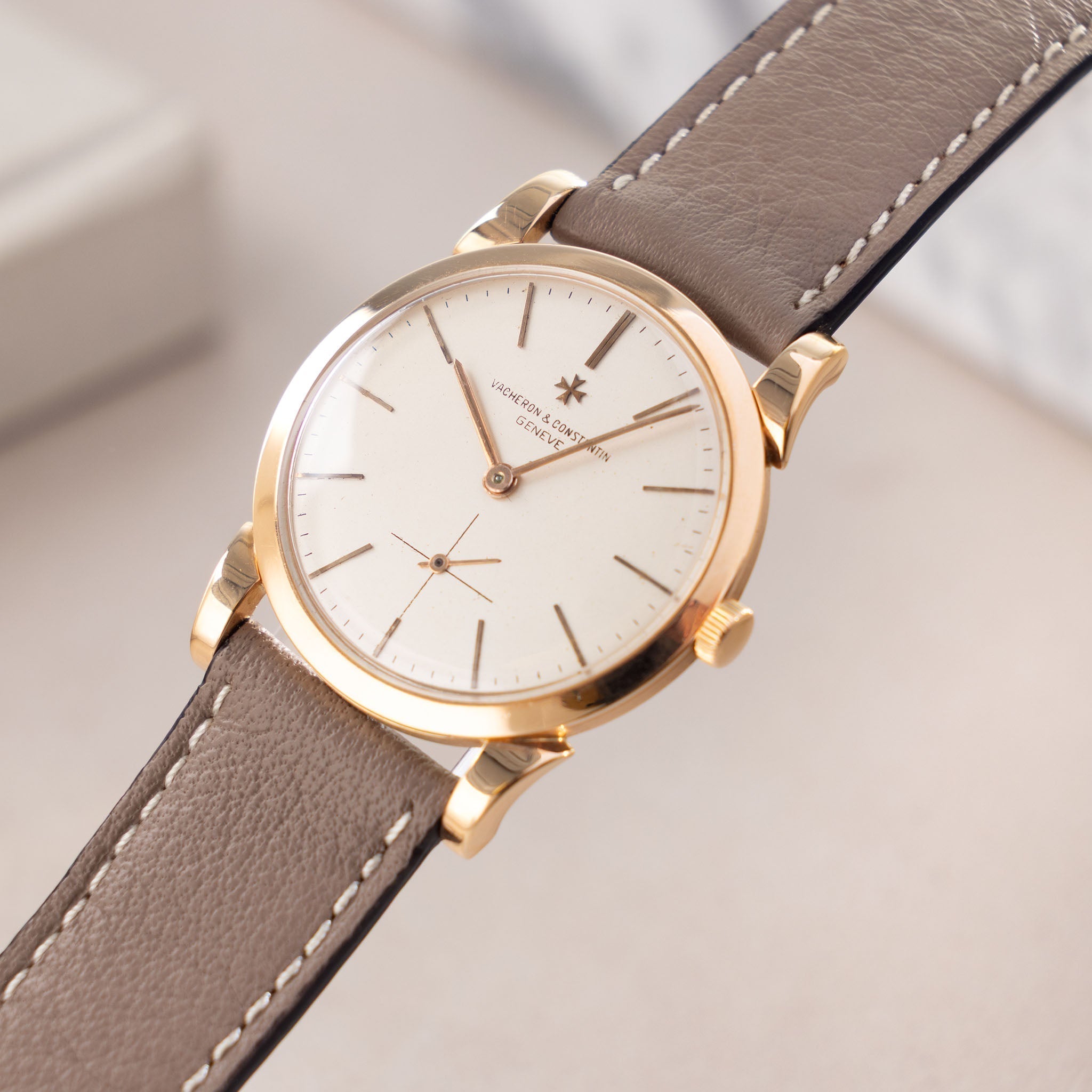 Vacheron Constantin 18 k rose gold scroll lug Dresswatch cream dial ref 6030