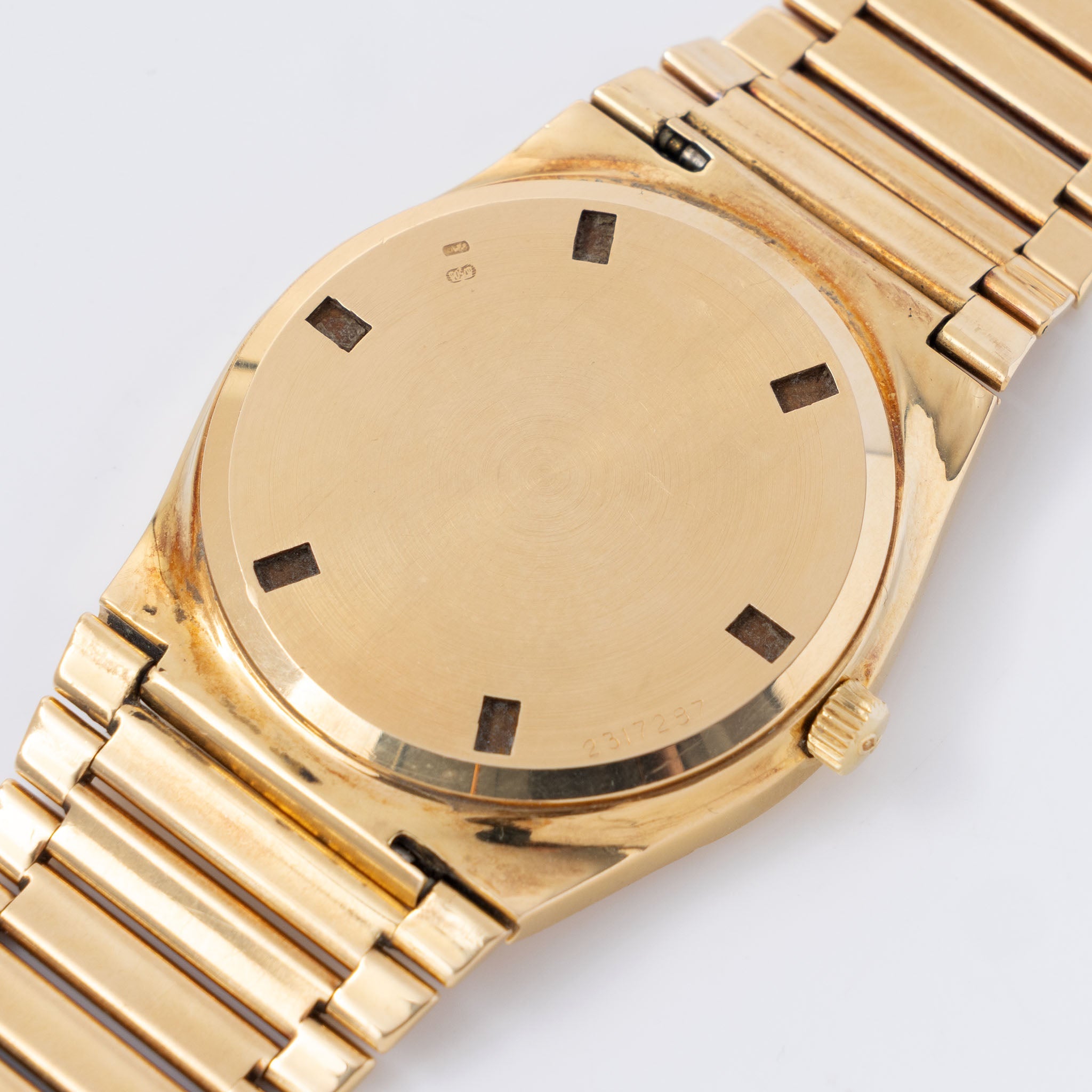 IWC Ingenieur SL Linen Khanjar Dial from original owner family with Box, Booklets , original certificate of origin and Provenance ref 9227 in 18 k yellow gold