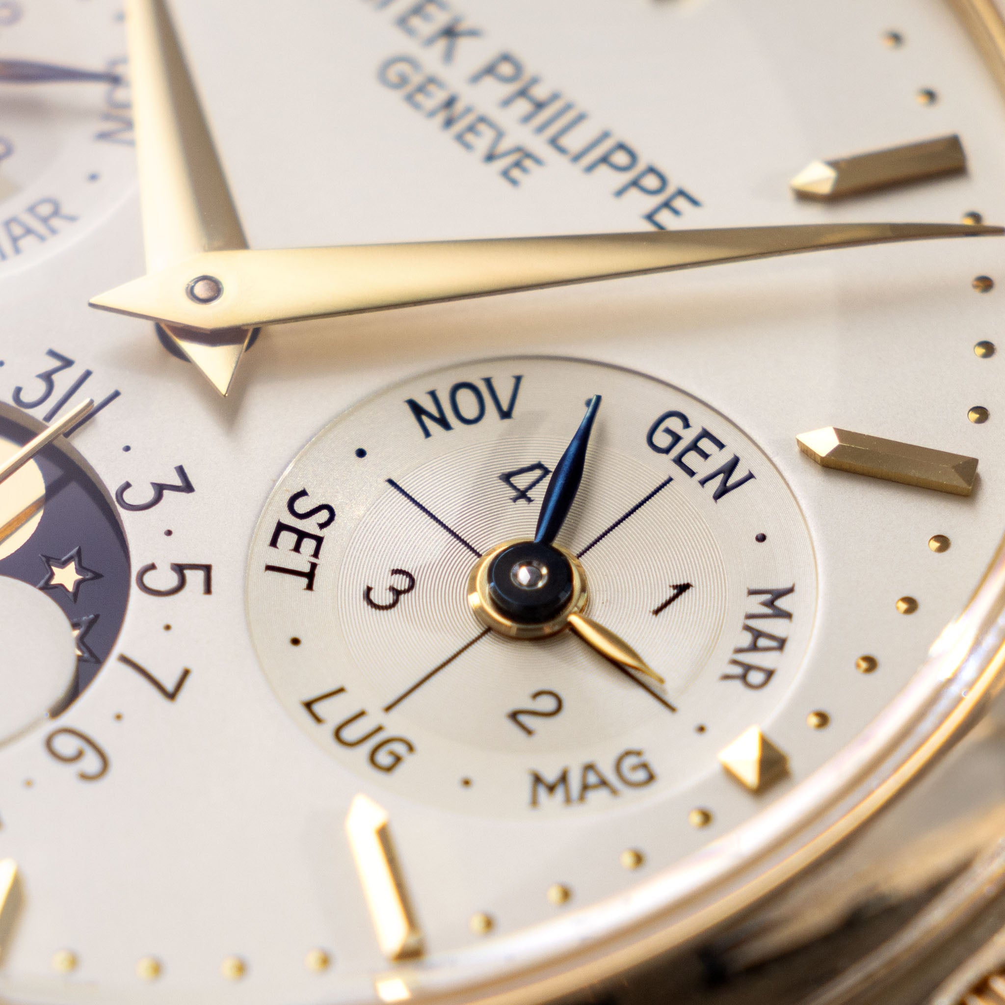 Patek Philippe Perpetual Calendar 3940J 2nd Series with Box and Papers in 18k Yellow Gold