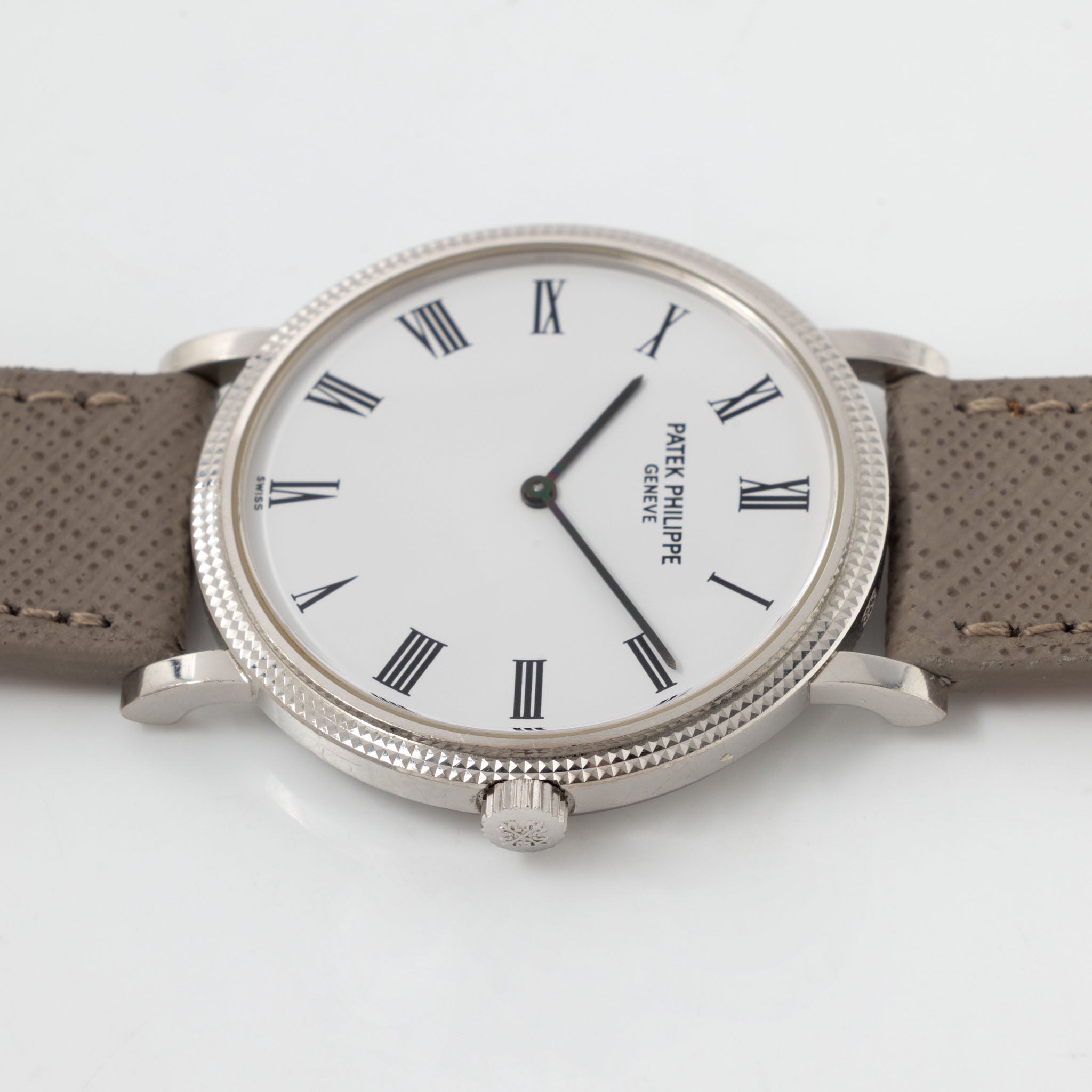 Patek Philippe Calatrava 18 k White gold Clous de Paris case ref 5120G