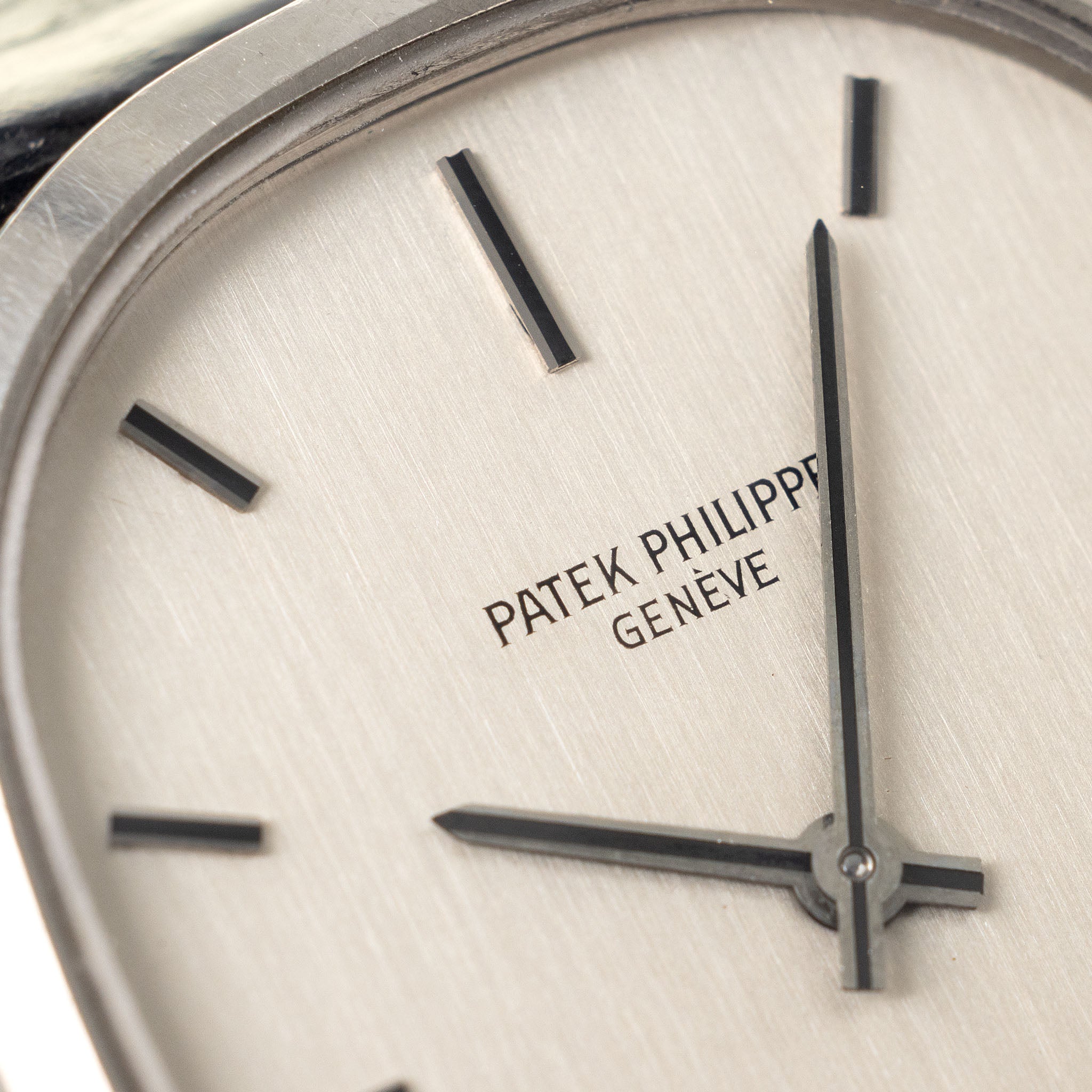 Patek Philippe Golden Ellipse 3546G Silver Dial in 18k White Gold with Extract of Archives