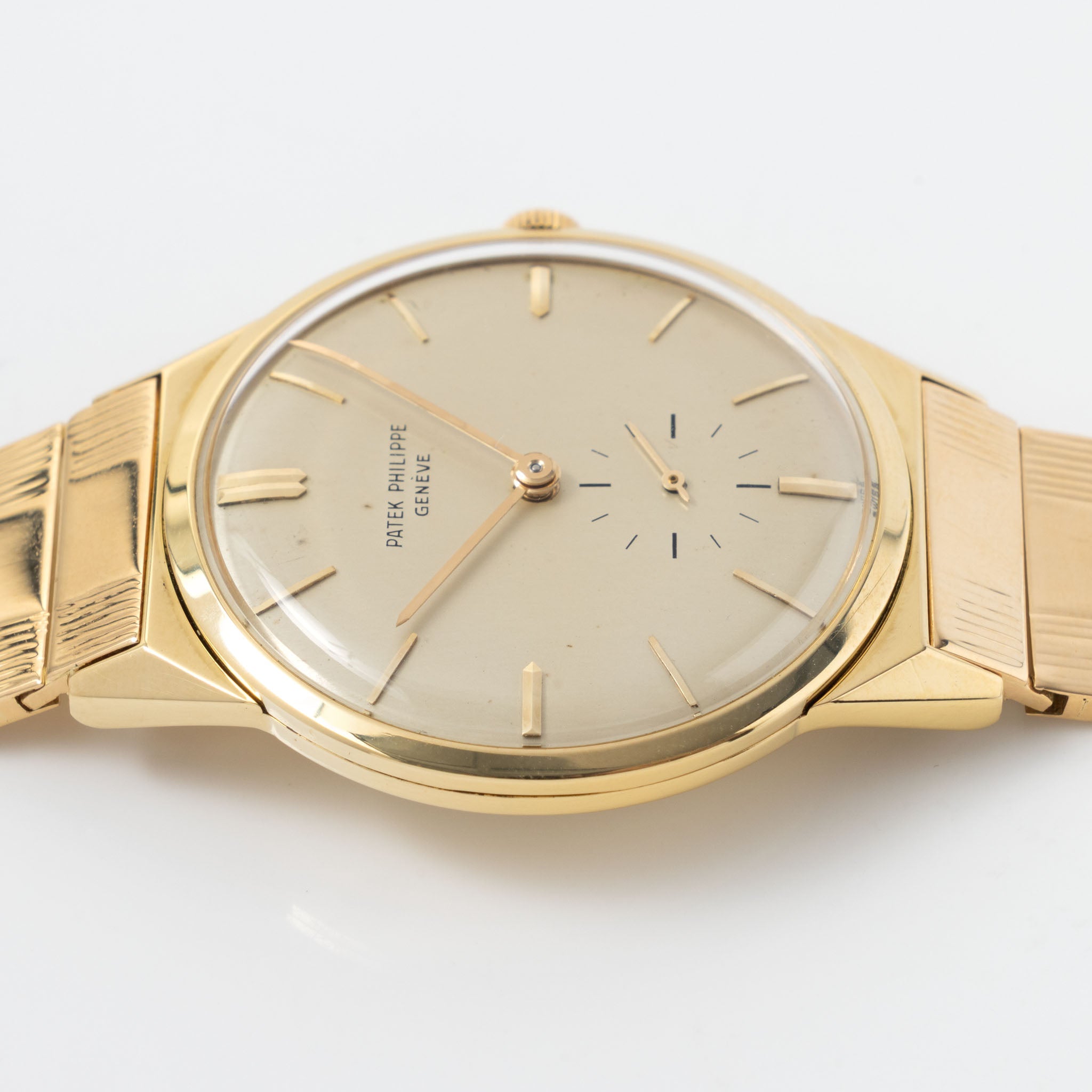 Patek Philippe Calatrava 2568 in 18k Yellow Gold with Gay Frerès Bracelet