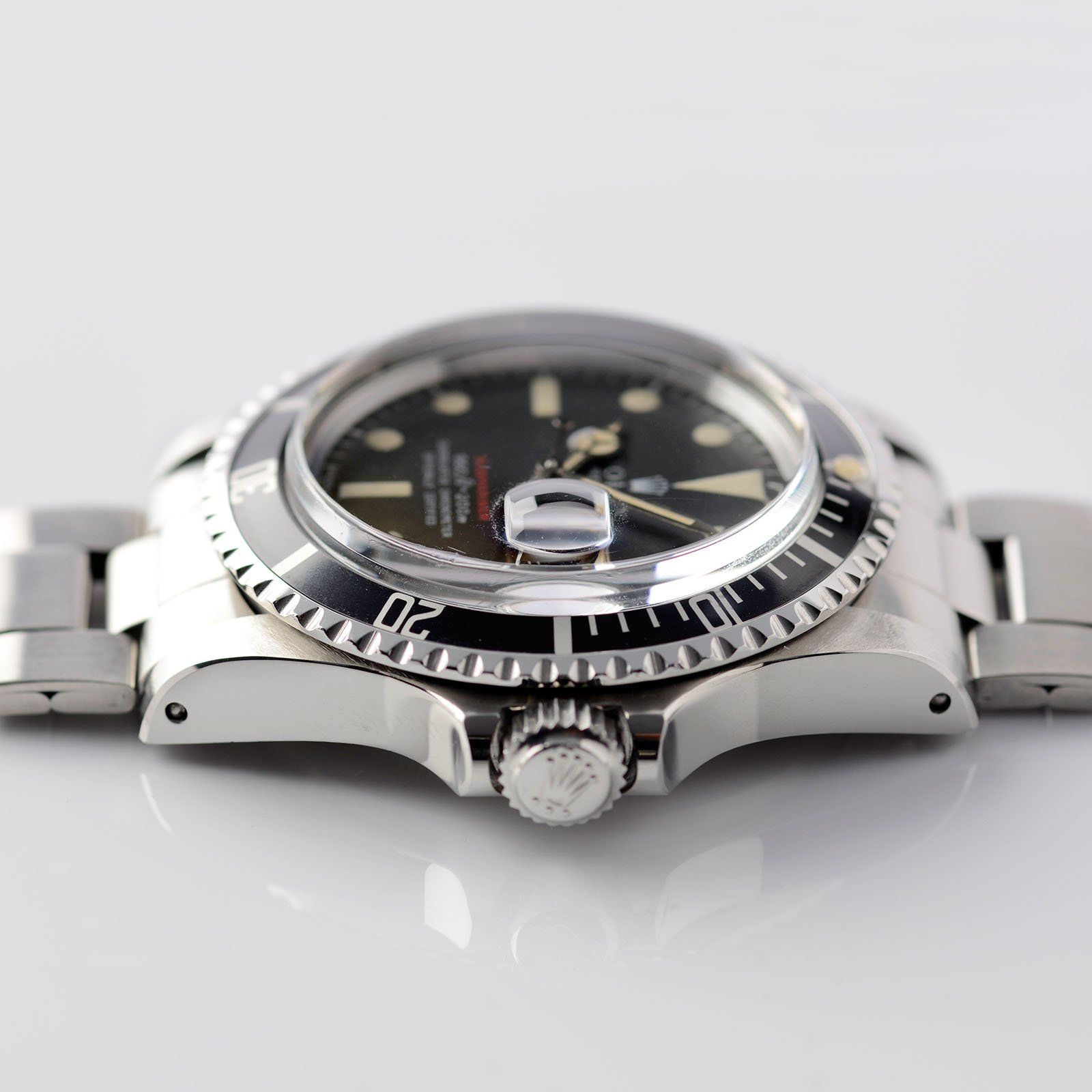 Rolex Red Writing Submariner Date 1680 Mk4