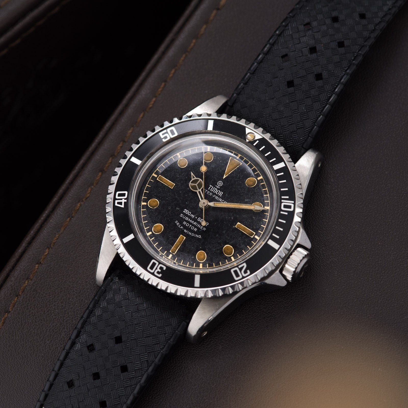 Tudor Pointed Submariner Ref 7928 with British Royal Navy History