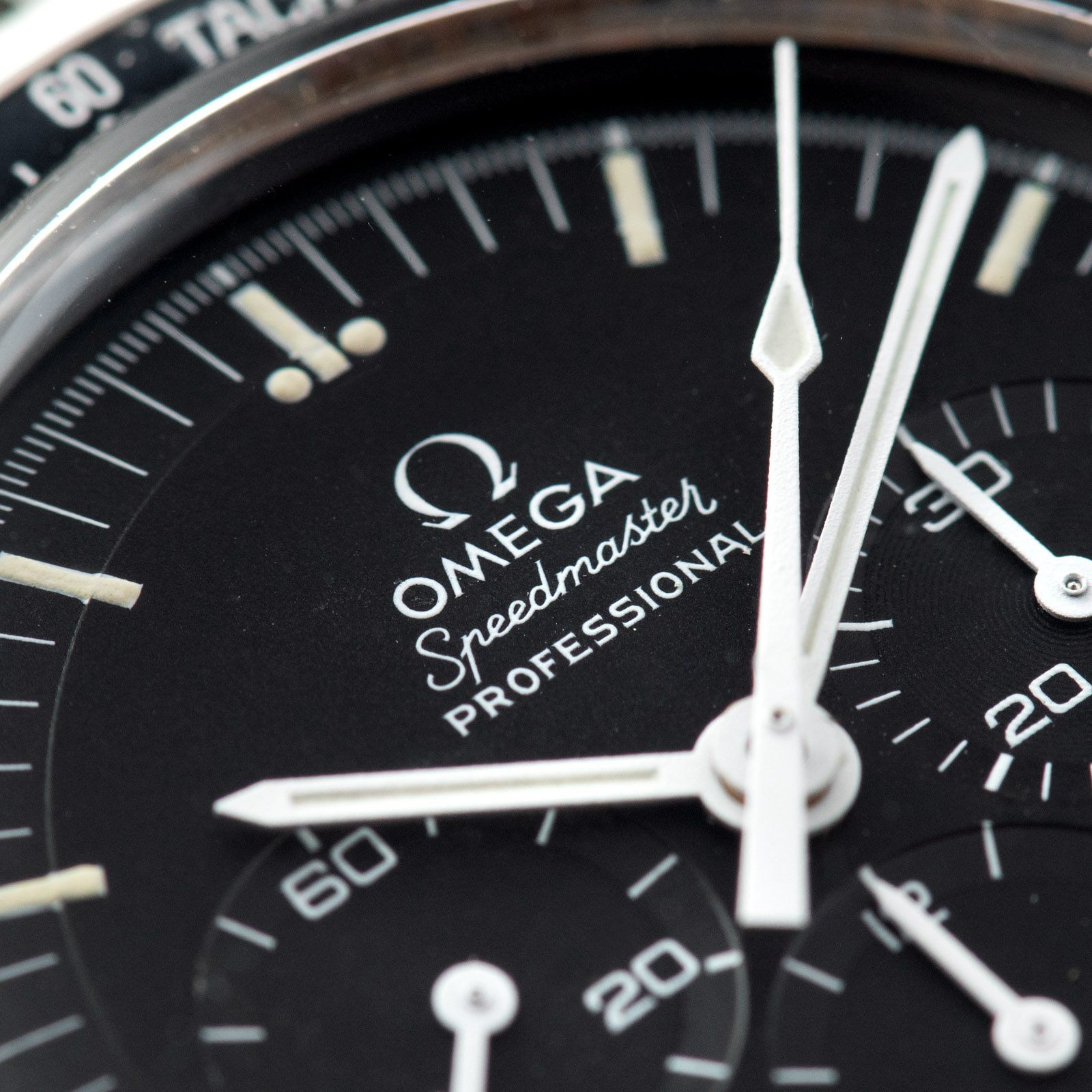 Omega Speedmaster 145.022-69 Straight Writing
