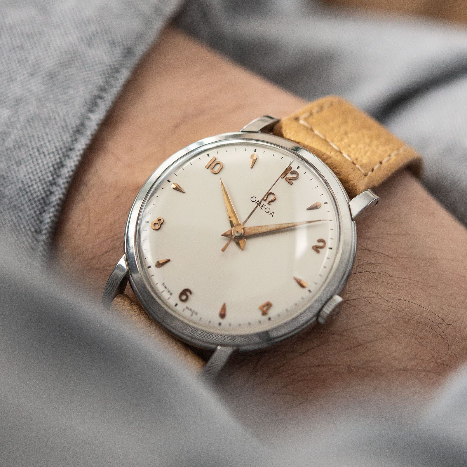 Omega Oversize Steel Dress Watch Reference 2545-1