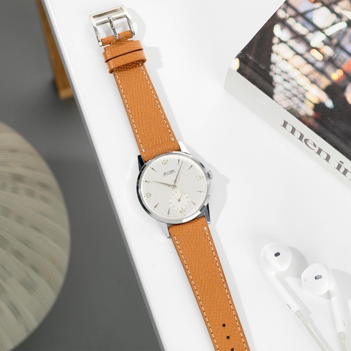 Record Oversize 1950s Large Case 38mm