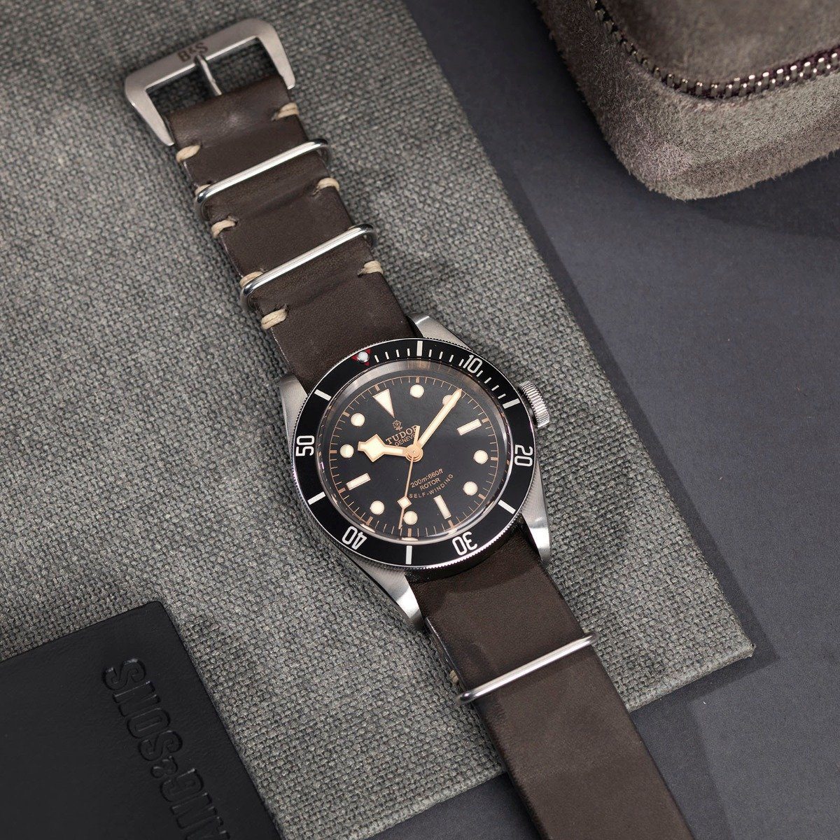 Piombo Grey Nato Leren Horlogeband