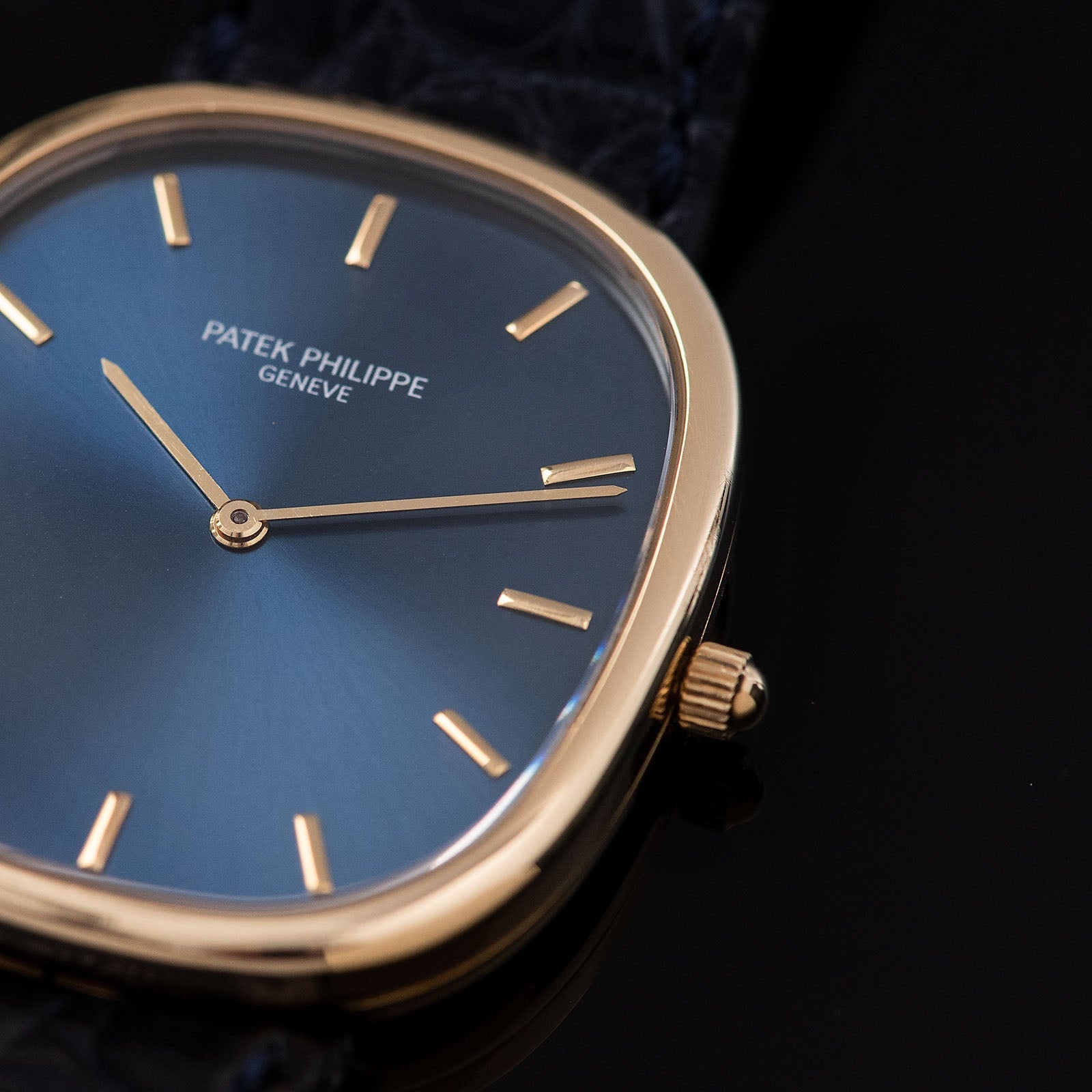 Spot On -The Patek Philippe Ellipse d'Or