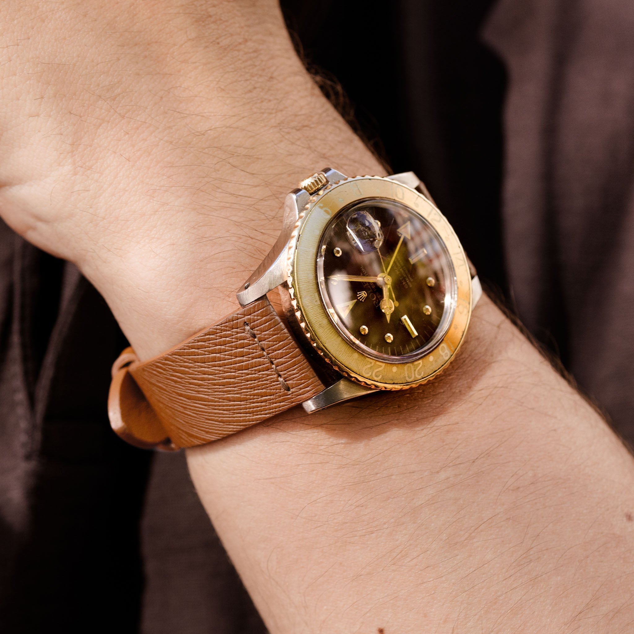 Elegant_Embossed_brown_Leather_Watch_Strap_Rolex_1675_Rootbeer