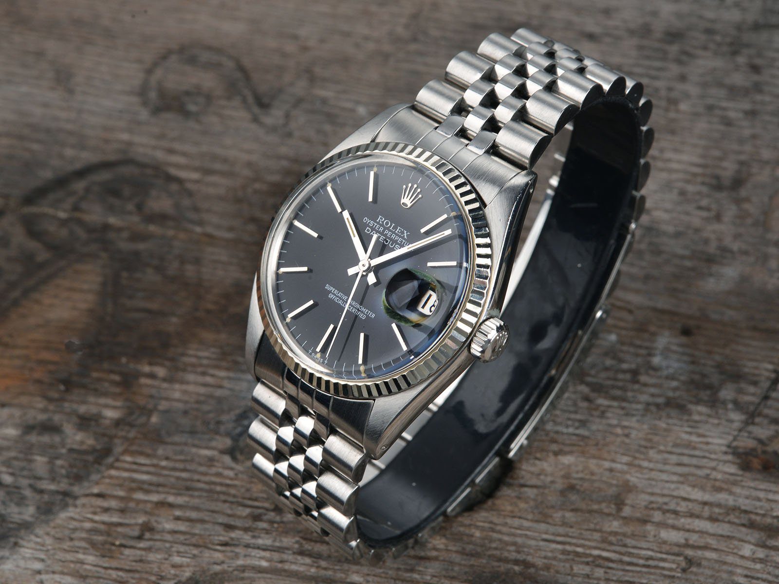 GLOSS BLACK DIAL ROLEX DATEJUST 16014