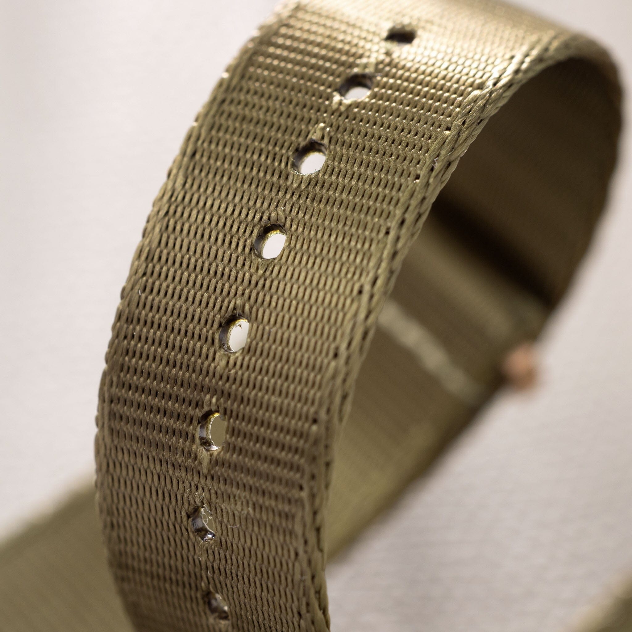 Deluxe Nylon Nato Horlogeband Olive Drab Green - Mat Goud