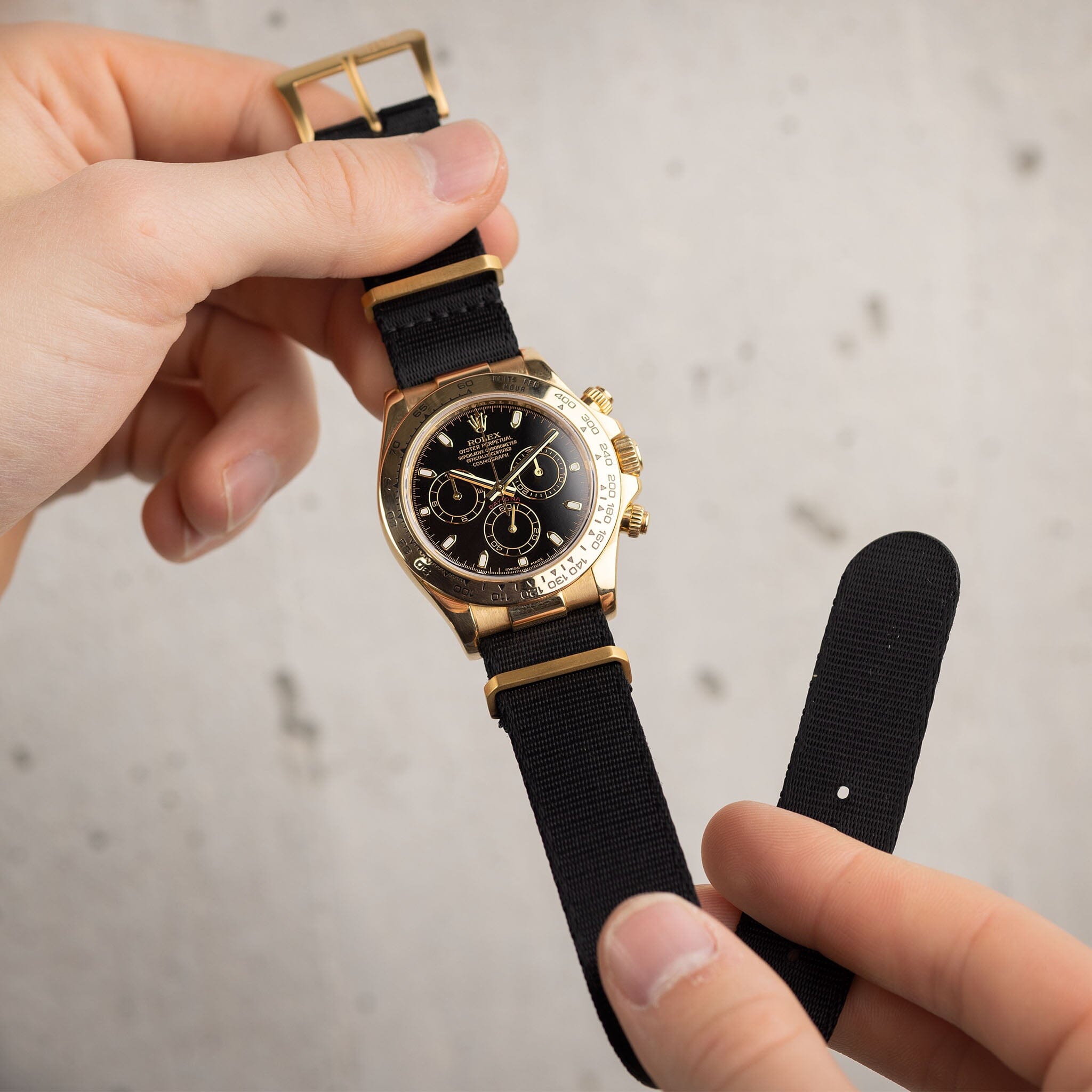 Deluxe Nylon Nato Horlogeband Diep Zwart - Mat Goud