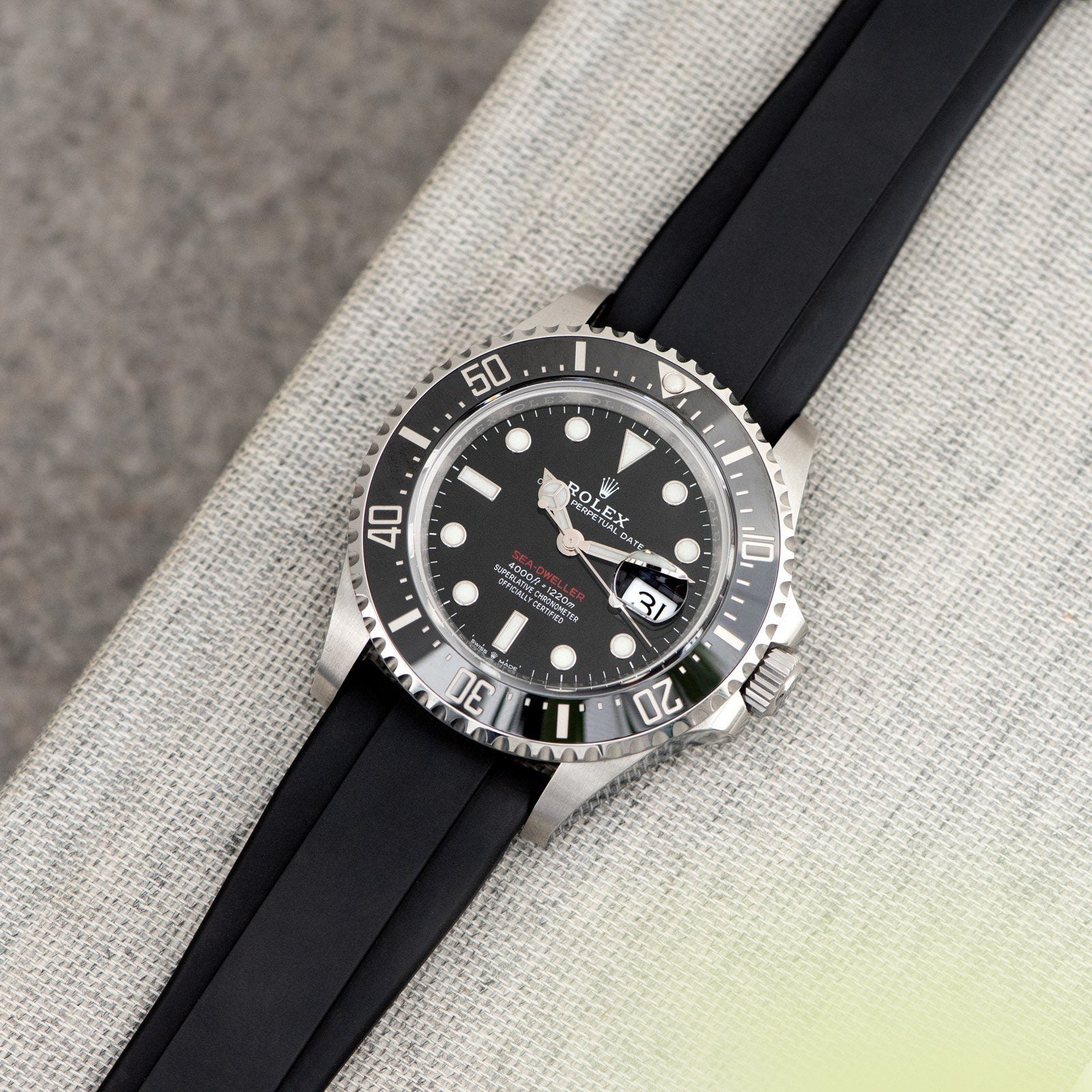 Everest Curved End Zwart Rubber Strap ONLY For Modern Rolex With Dep