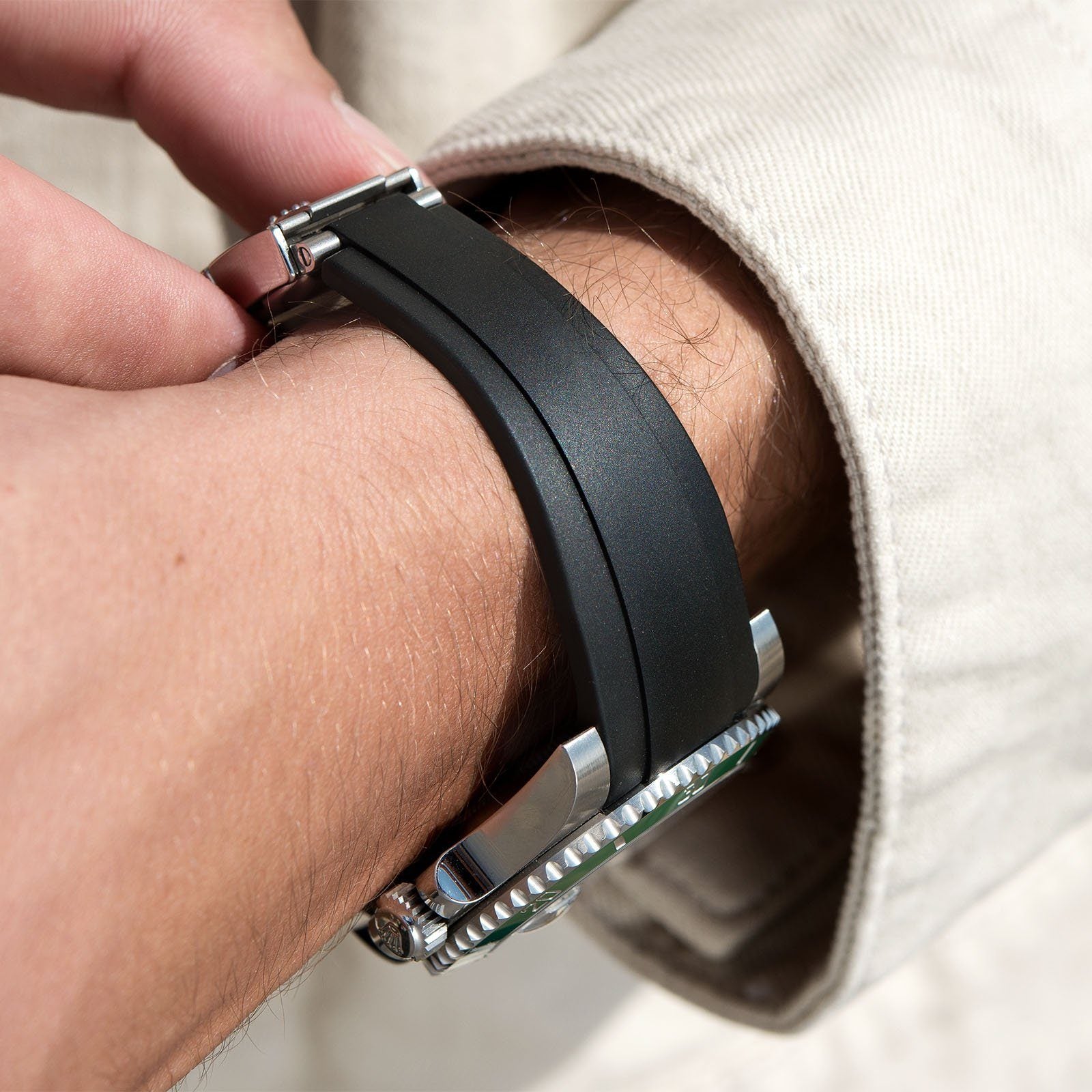 Clasp strap new arrivals
