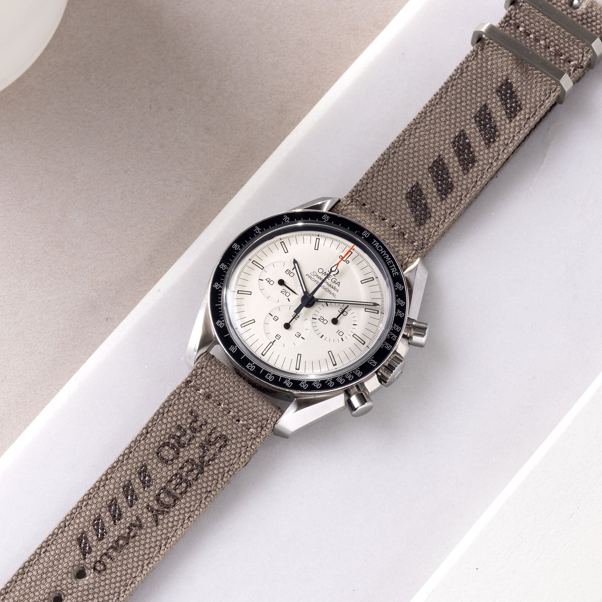 Horlogeband voor Omega Speedmaster Professional - Canvas Speedy Print in Olive, Taupe en Grijs