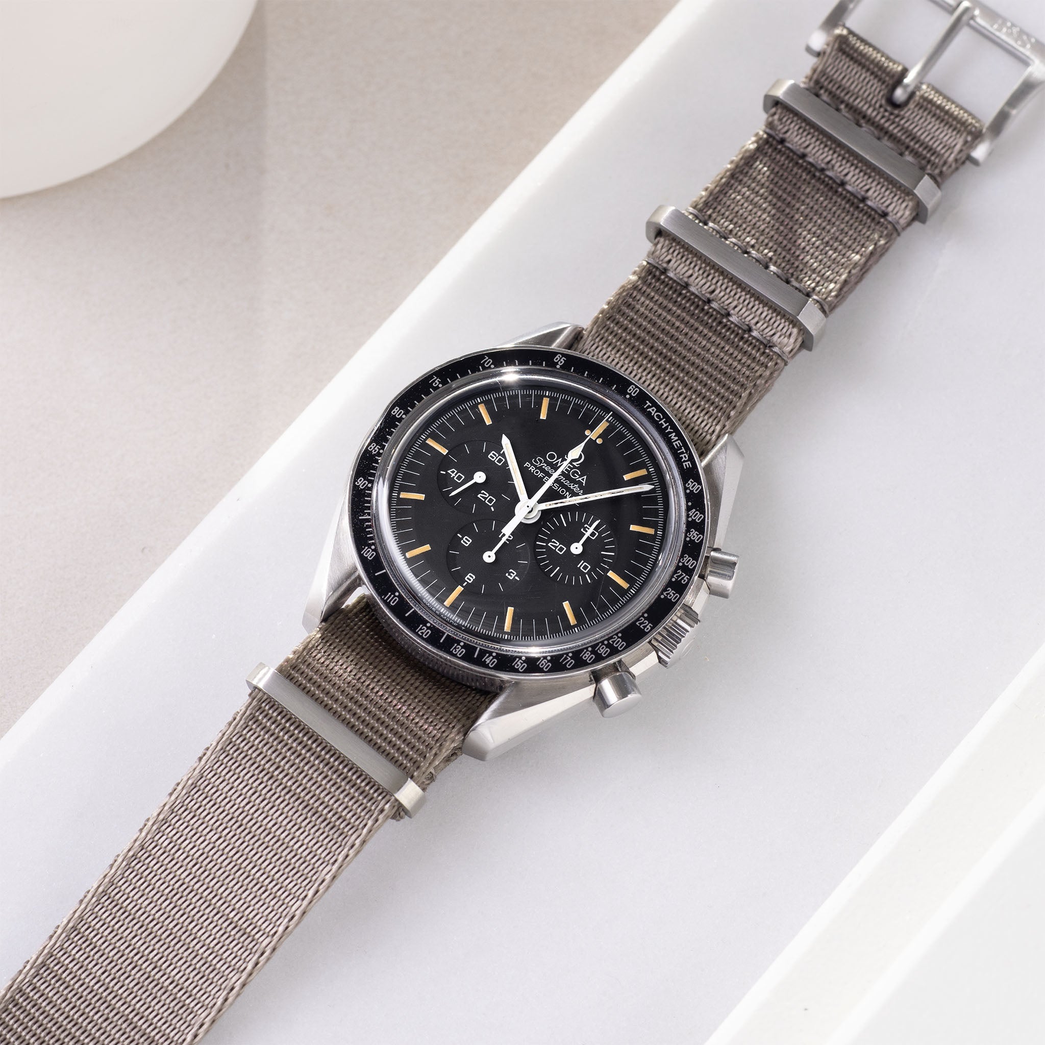 Horlogeband voor Omega Speedmaster Professional - Nylon Nato Taupe Grey