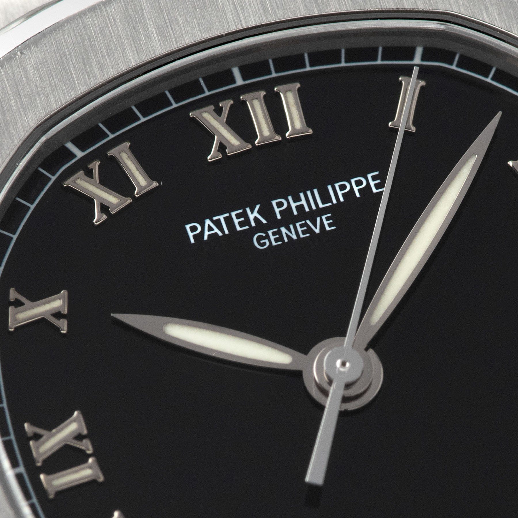 Patek Philippe Nautilus Ref 3800 Steel