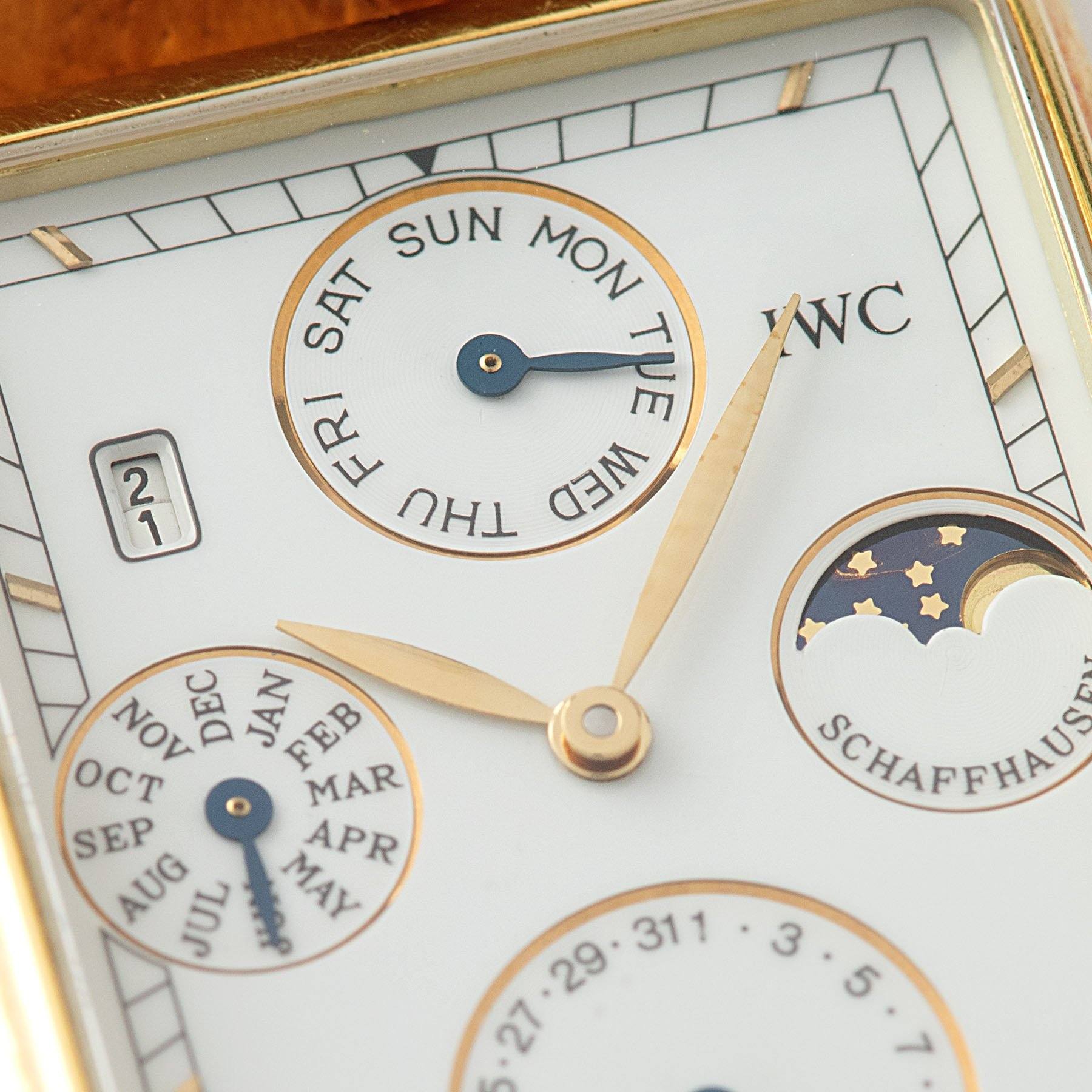 IWC Novecento Perpetual Calendar Yellow Gold Reference 3545