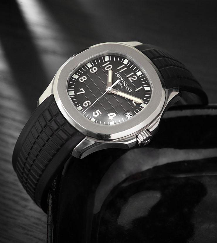 Patek Philippe Aquanaut Reference 5165 Jumbo