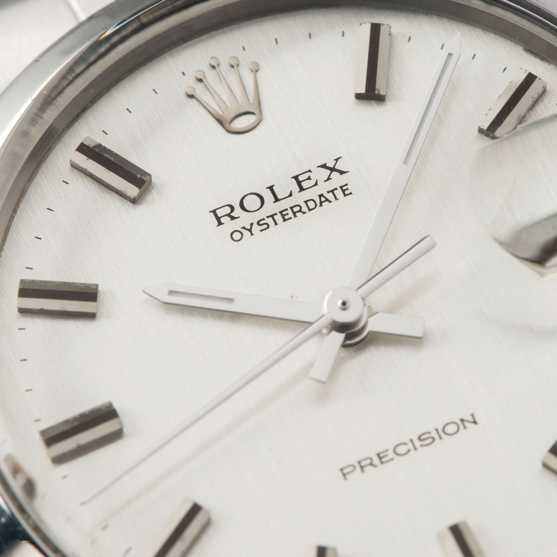 Rolex Oysterdate 6694 Silver Dial