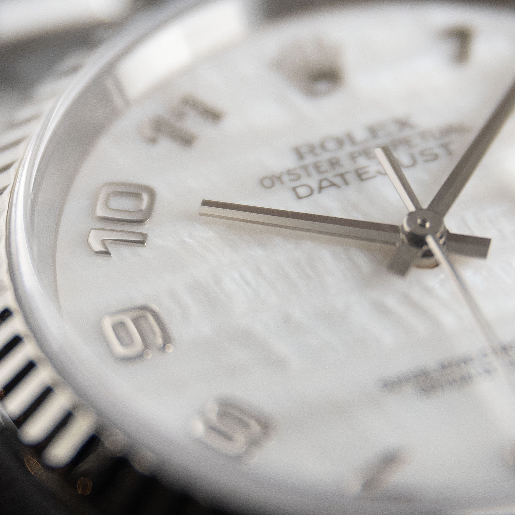 Rolex Datejust White Mother of Pearl Dial Reference 16234