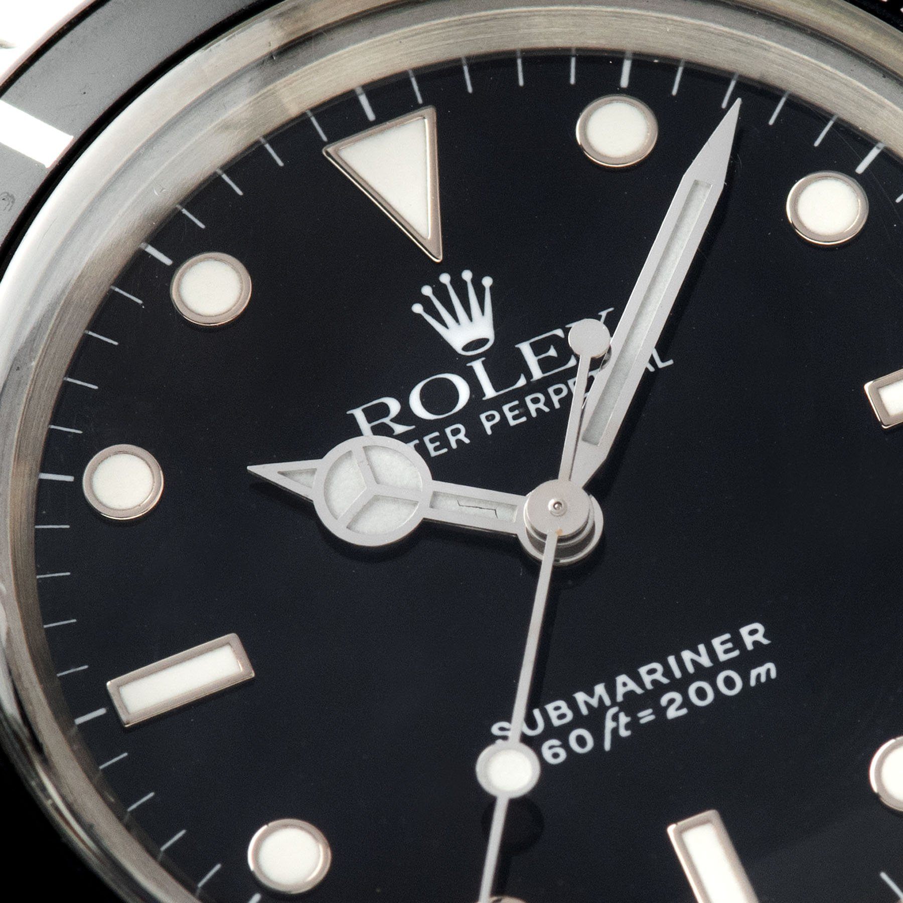 Rolex Submariner 5513 Gloss Dial White Gold Hour Markers