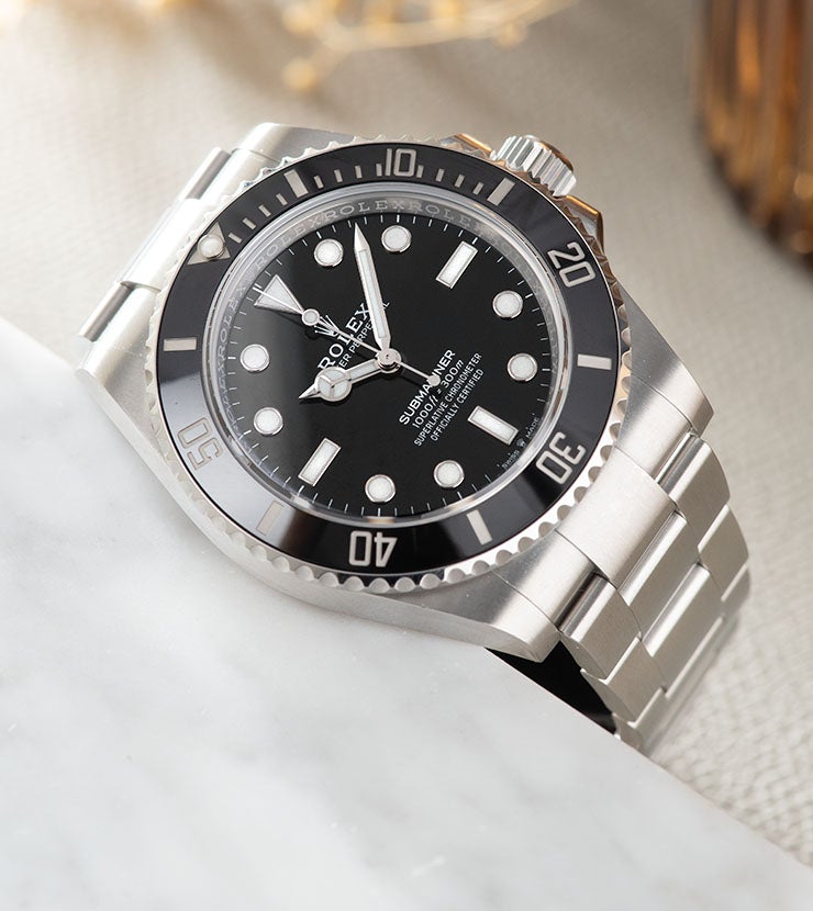 Rolex Submariner No Date 124060 Full Set